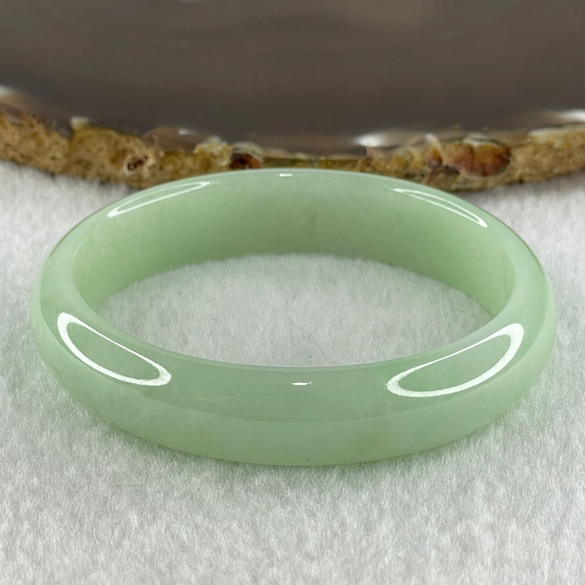 Type A Natural Light Apple Green Jadeite Oval Bangle 36.05g Inner Diameter 53.8mm 13.5 by 6.2mm (Close to Perfect) - Huangs Jadeite and Jewelry Pte Ltd