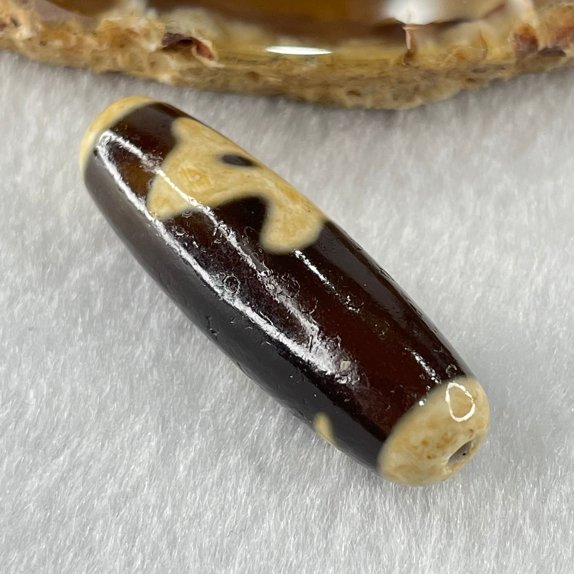 Natural Powerful Tibetan Old Oily Agate Rat Dzi Bead Heavenly Master (Tian Zhu) 鼠天珠 9.55g 39.3 by 12.5mm - Huangs Jadeite and Jewelry Pte Ltd