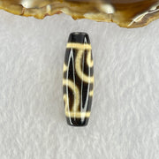 Natural Powerful Tibetan Old Oily Agate Double Nectar Vessel Dzi Bead Heavenly Master (Tian Zhu) 花蜜容器眼天珠 9.38g 38.7 by 12.8mm - Huangs Jadeite and Jewelry Pte Ltd