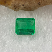 Natural Colombia Vivid Green Emerald (Beryl) Cut-Cornered Rectangular Step cut 0.48ct 5.2 by 4.4 by 2.7mm - Huangs Jadeite and Jewelry Pte Ltd