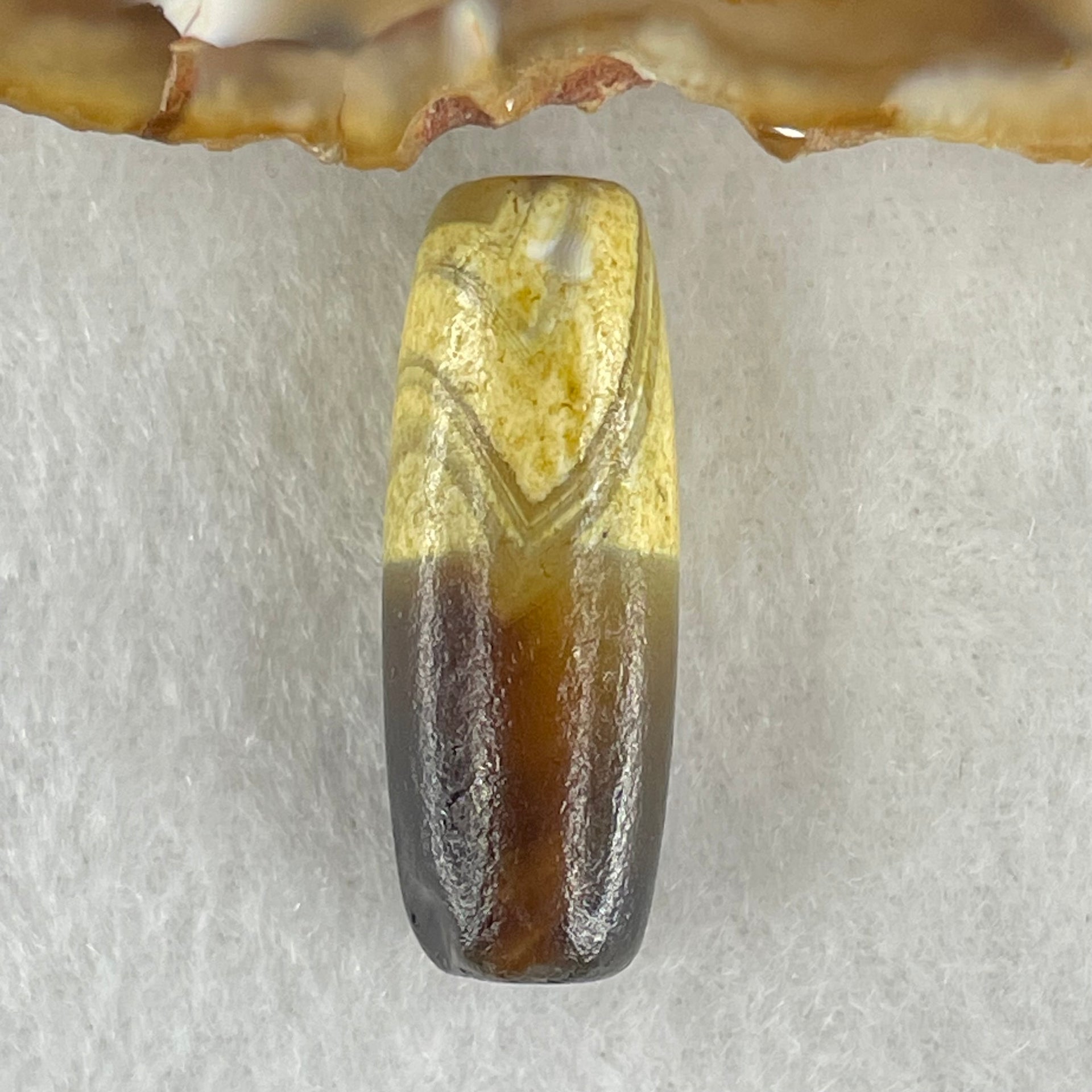 Natural Powerful Tibetan Old Oily Agate 1 Lines Dzi Bead Heavenly Master (Tian Zhu) 4.88g 28.4 by 10.6mm - Huangs Jadeite and Jewelry Pte Ltd