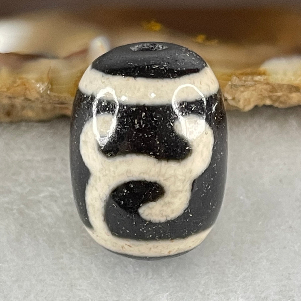 Natural Powerful Tibetan Old Oily Black White Agate Green Tara Dzi Bead Heavenly Master (Tian Zhu) 绿度母天珠 4.99g 17.9 by 13.4mm - Huangs Jadeite and Jewelry Pte Ltd