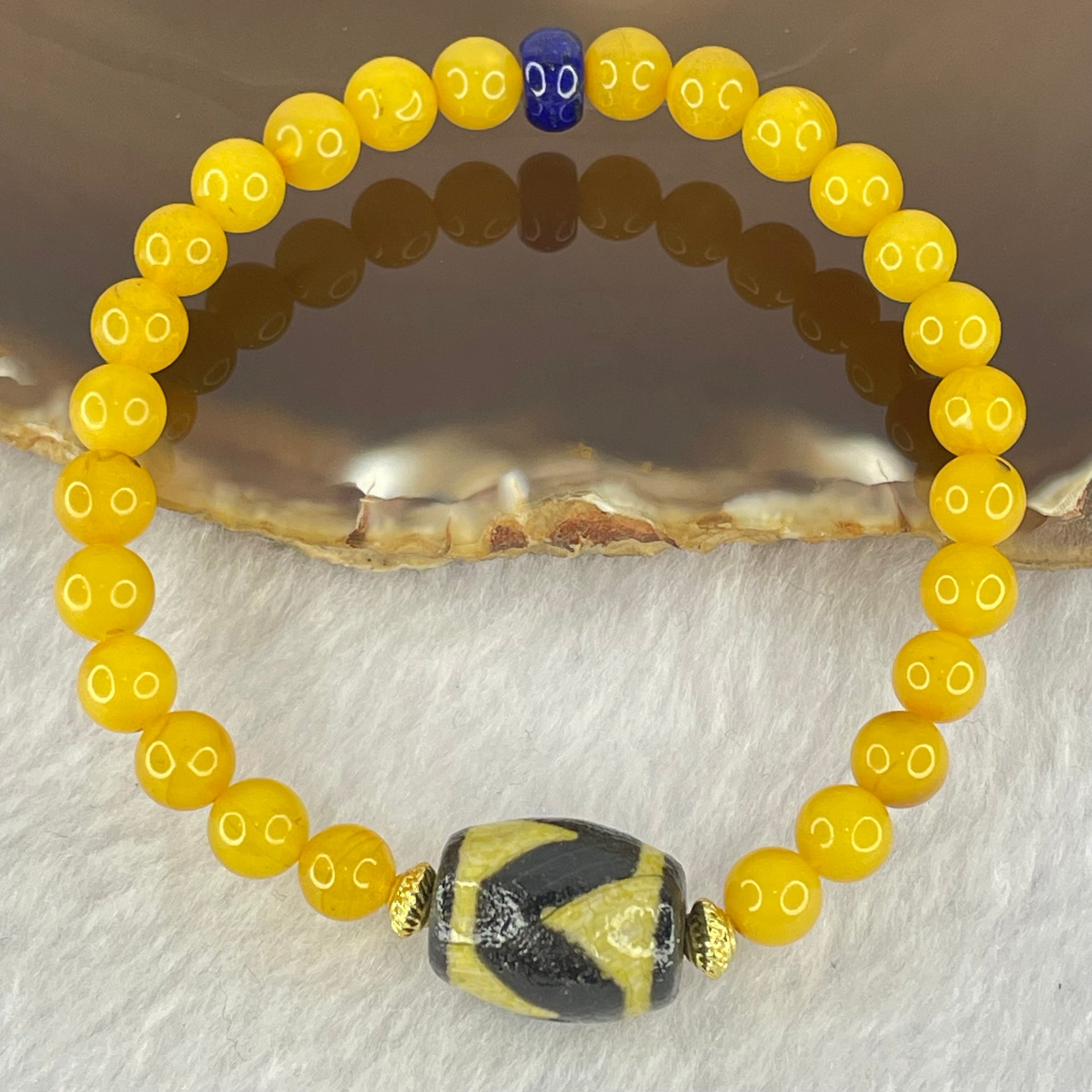 Natural Butterscotch Amber Beads with Rare Tibetan Old Antique Oily Agate Tiger Tooth Daluo Dzi Bead 8.08g 16cm 15.7 by 12.3mm 26 Beads 6.5mm - Huangs Jadeite and Jewelry Pte Ltd