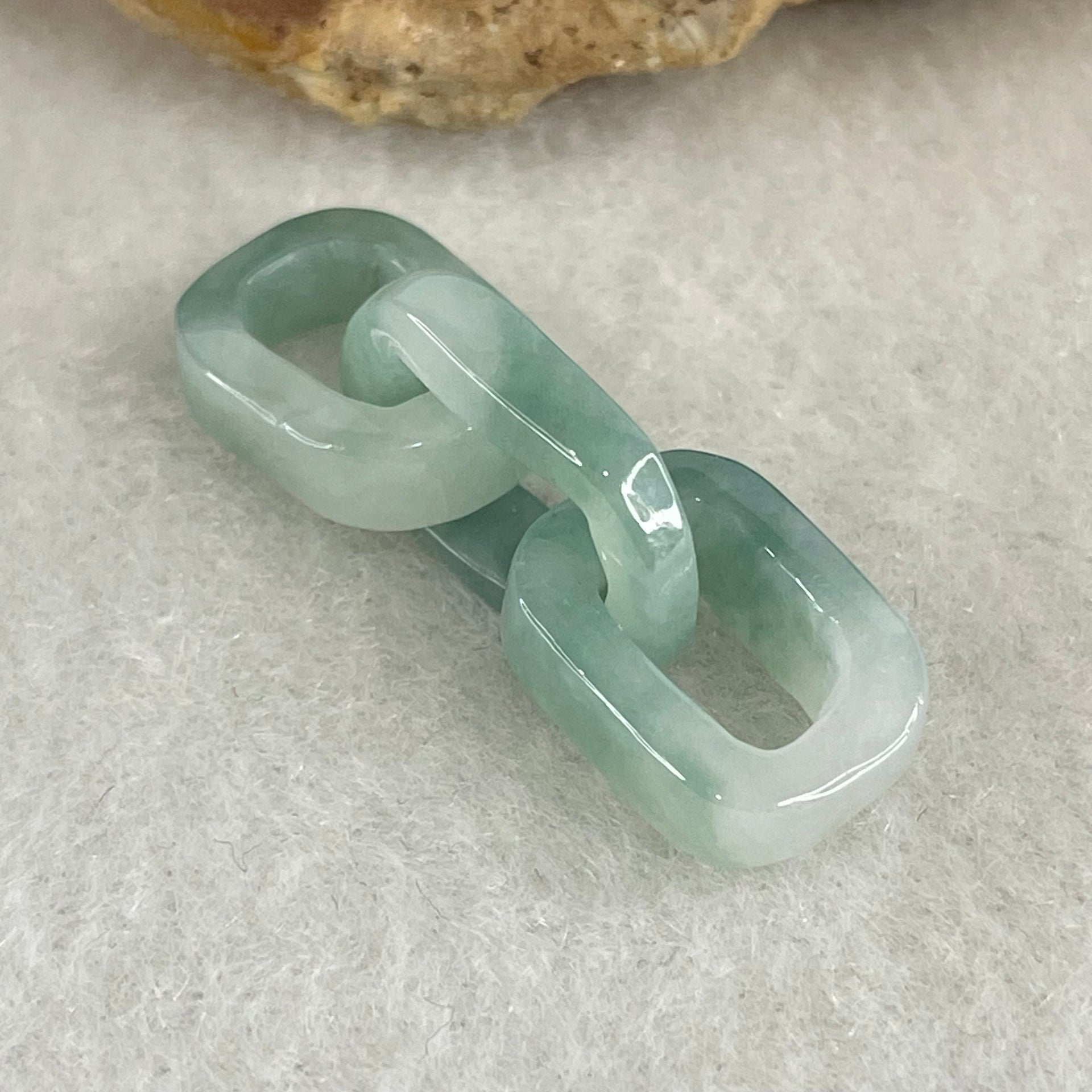 Type A Blueish Green with Faint White Jadeite Rolo Link Chain for Setting 2.57g 14.7 by 10.2 by 2.9mm - Huangs Jadeite and Jewelry Pte Ltd
