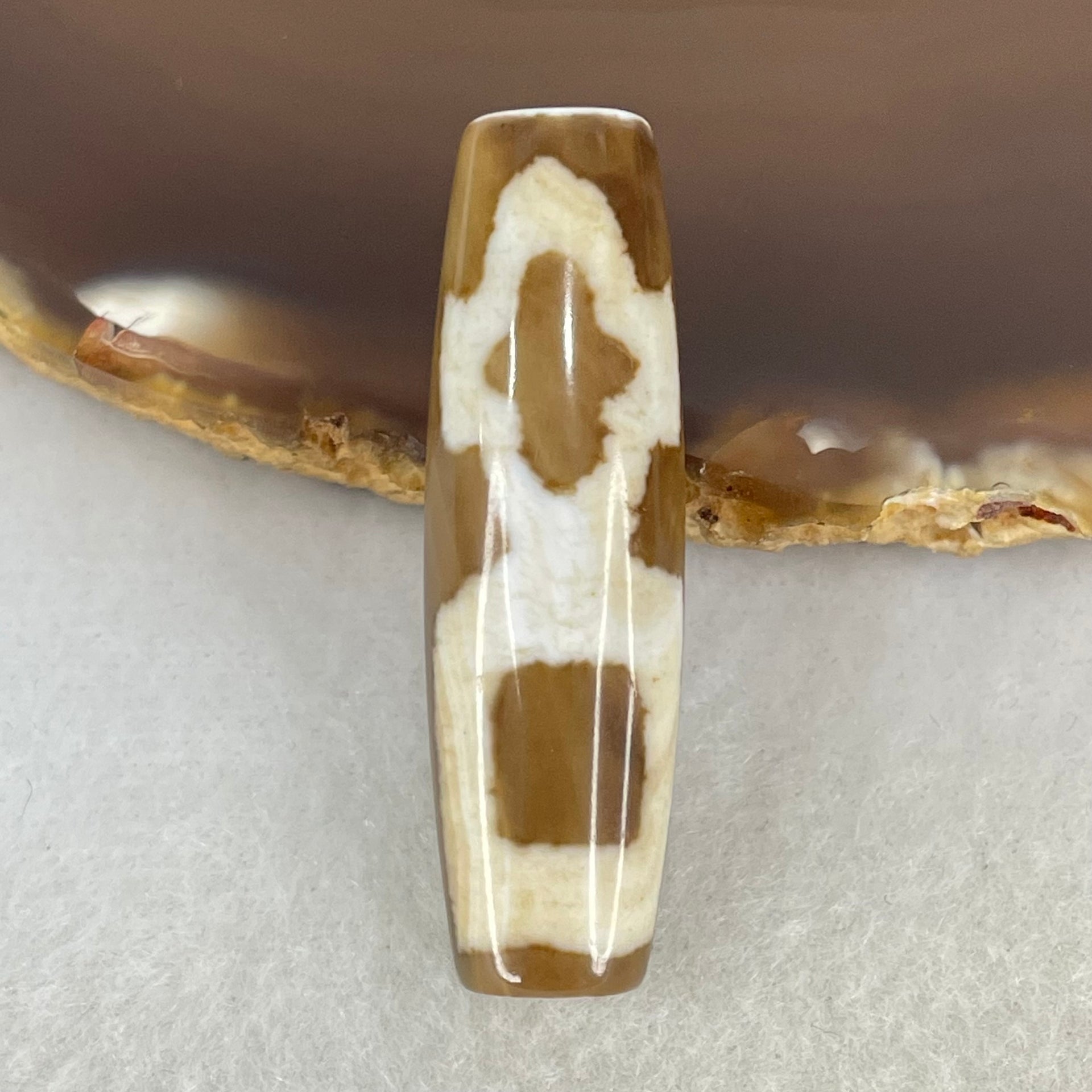 Natural Powerful Tibetan Old Oily Agate Cai Shen Dzi Bead Heavenly Master (Tian Zhu) 财神长天珠 8.92g 39.3 by 11.5mm - Huangs Jadeite and Jewelry Pte Ltd