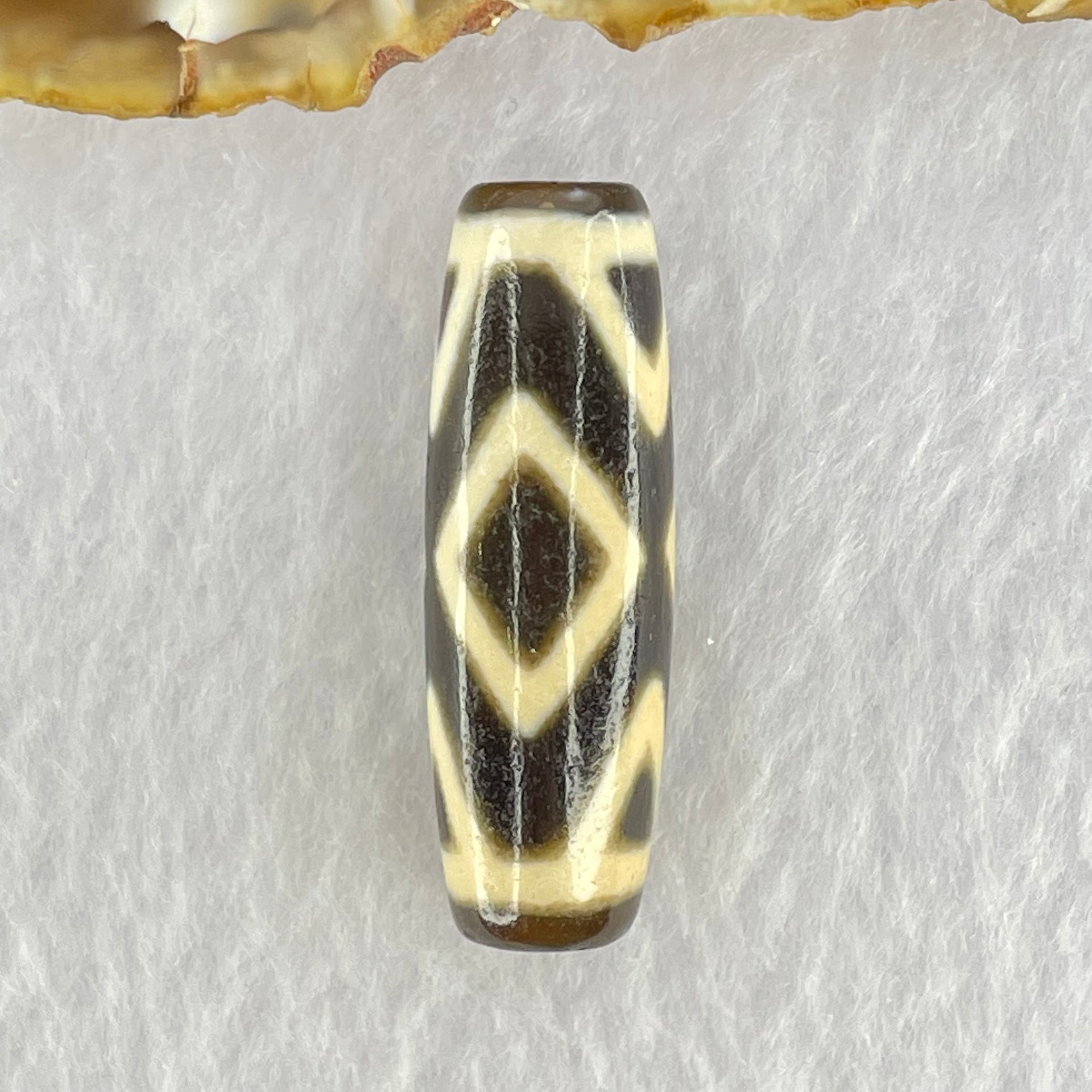 Natural Powerful Tibetan Old Oily Agate 3-Eye Vajra Dzi Bead Heavenly Master (Tian Zhu) 三眼天珠 8.73g 37.0 by 12.2mm - Huangs Jadeite and Jewelry Pte Ltd