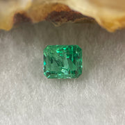 Natural Colombia Green Emerald (Beryl) Cut-Cornered Rectangular step cut 0.79ct 5.4 by 5.0 by 3.8mm - Huangs Jadeite and Jewelry Pte Ltd