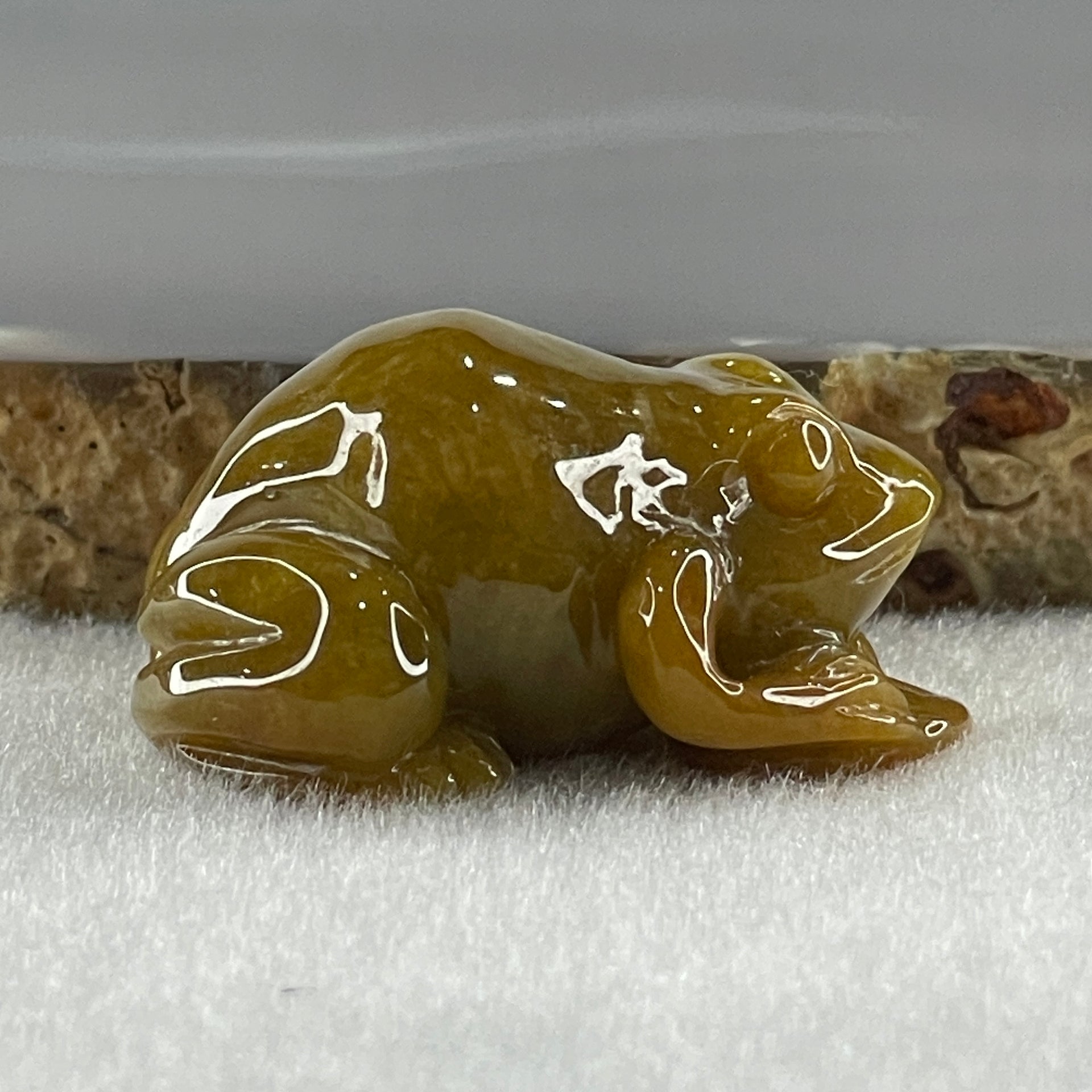 Natural Type A Yellow Jadeite Frog Pendant Charm 18.93g 31.7 by 26.4 by 16.9mm - Huangs Jadeite and Jewelry Pte Ltd