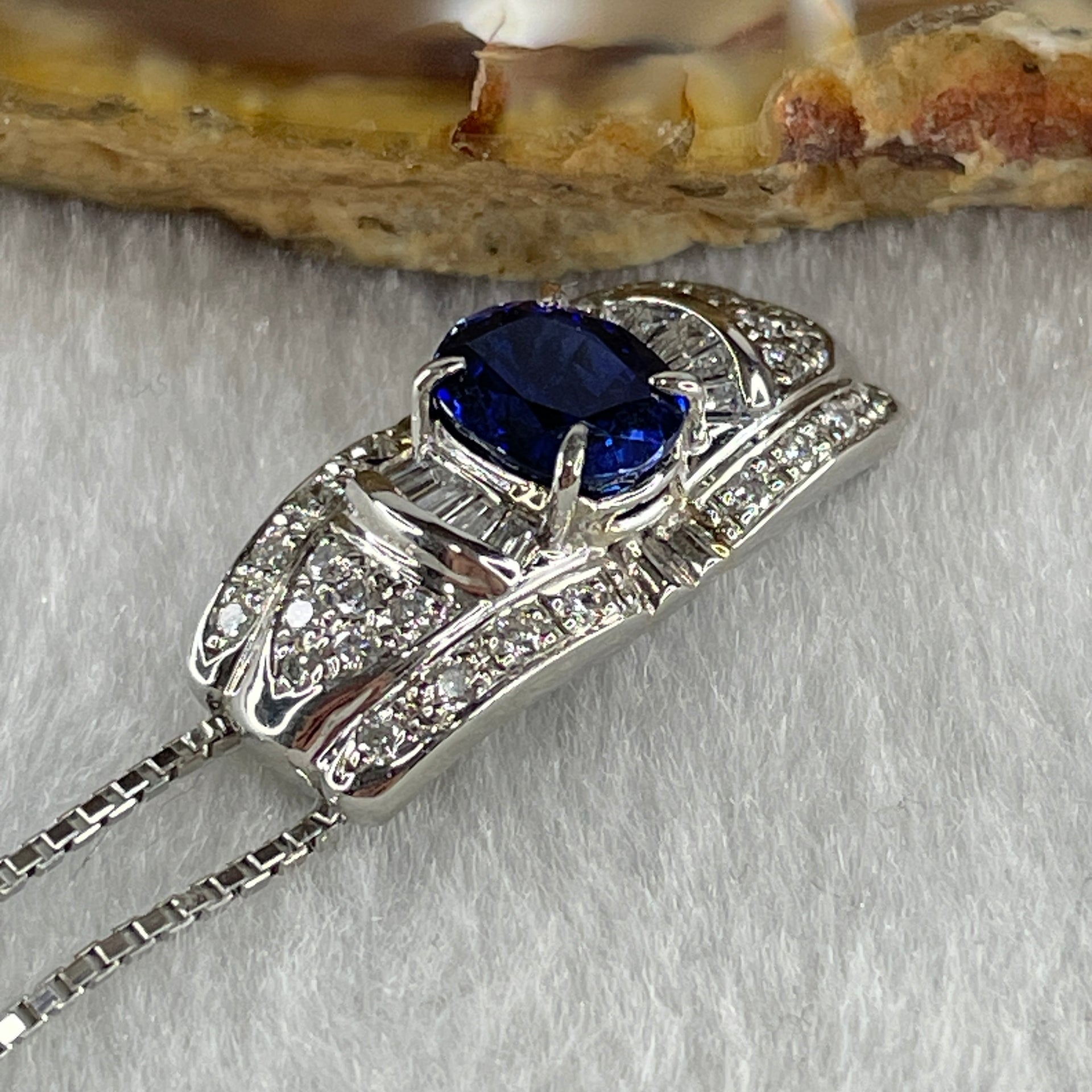 High Grade Natural Royal Blue Sapphire 1.8ct Natural Diamonds 0.45ct Platinum PT950 Pendant 6.98g with PT900 Necklace 3.95g Max 44cm Adjustable Total 10.93g - Huangs Jadeite and Jewelry Pte Ltd