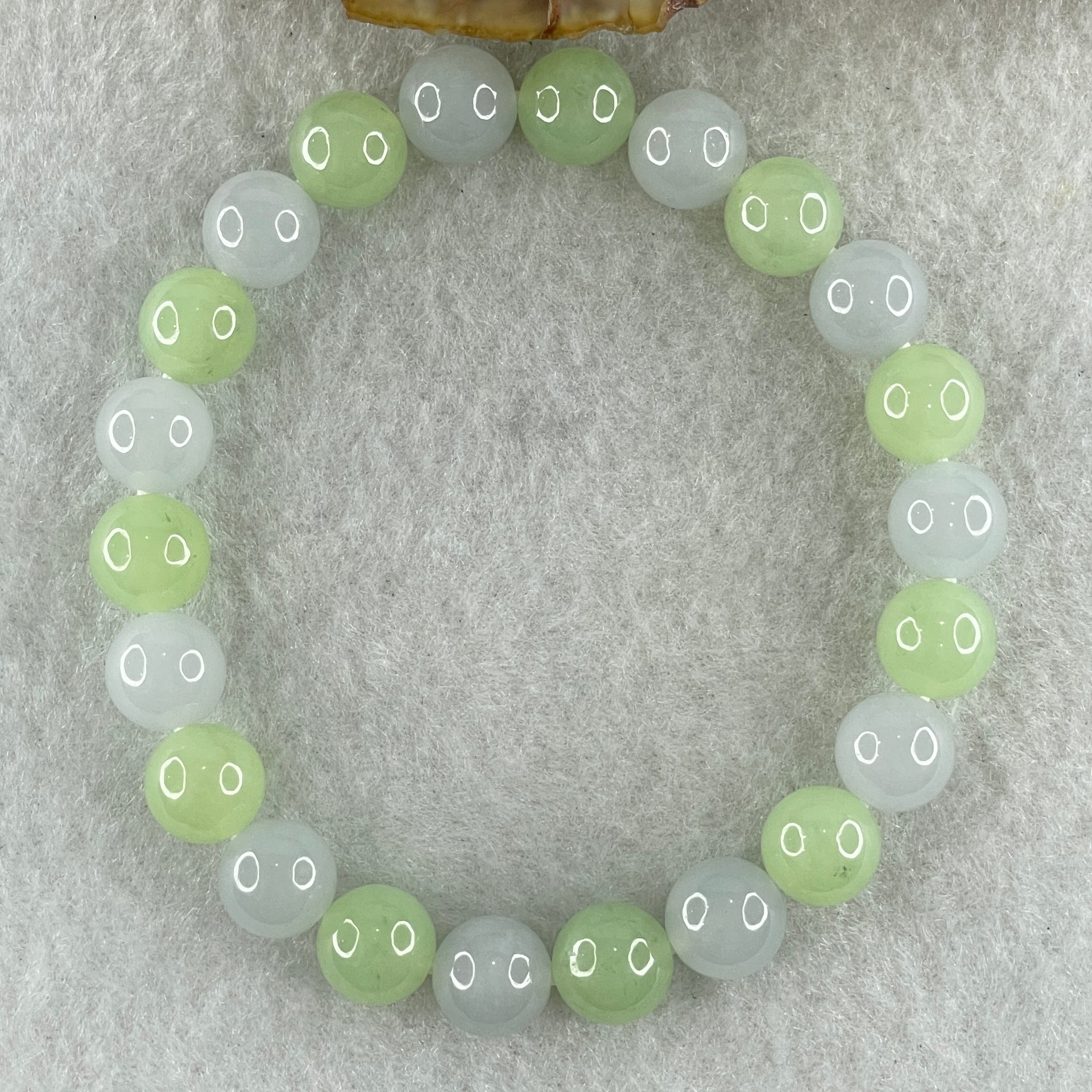 Type A Green and Lavender Jadeite Beads Bracelet 27.26g 16.5cm 9.0mm 22 Beads - Huangs Jadeite and Jewelry Pte Ltd