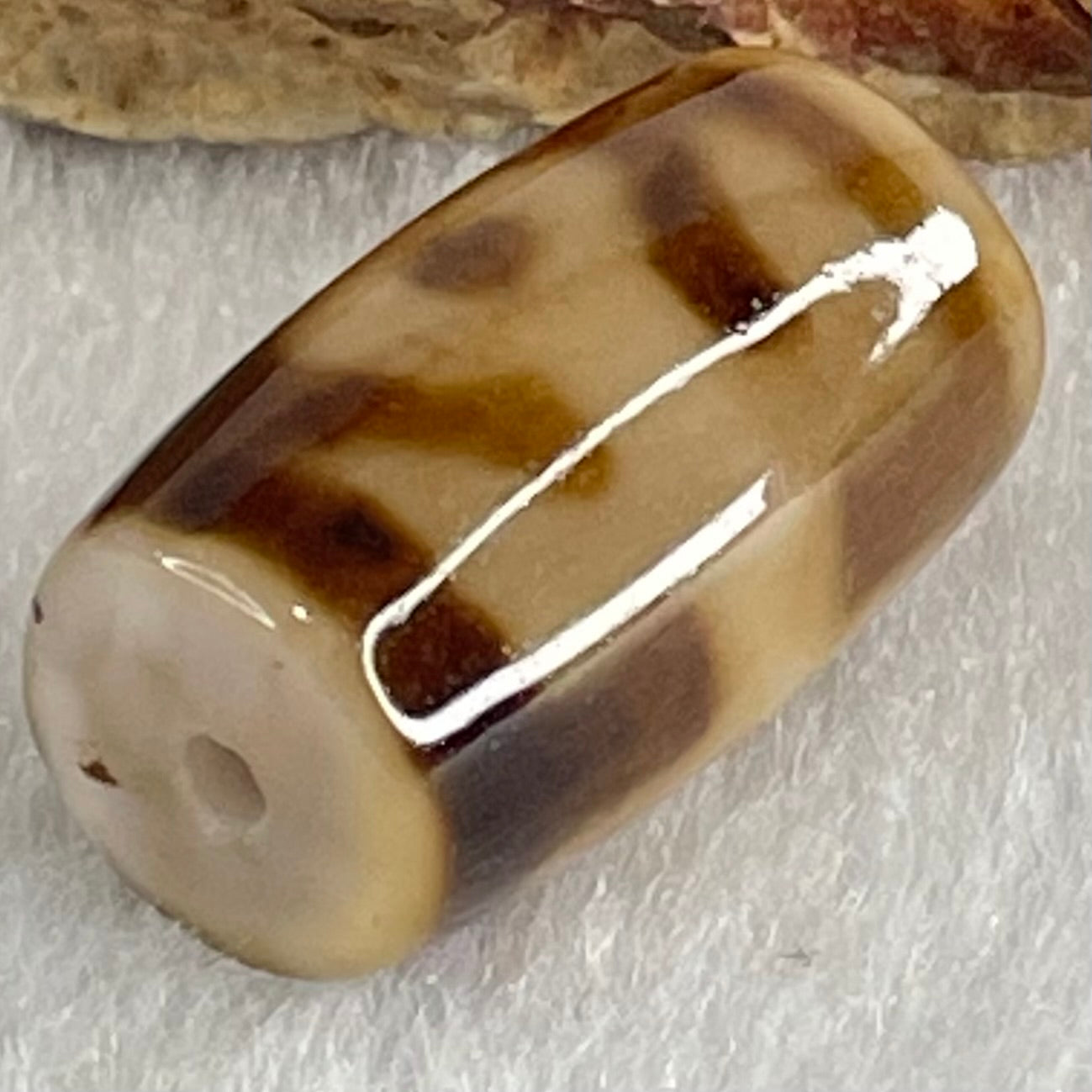 Natural Powerful Tibetan Old Oily Agate Patina Guiren Tairen Human Dzi Bead Totem Amulet Heavenly Master (Tian Zhu) 贵人天诛 4.75g 19.8 by 11.8mm - Huangs Jadeite and Jewelry Pte Ltd