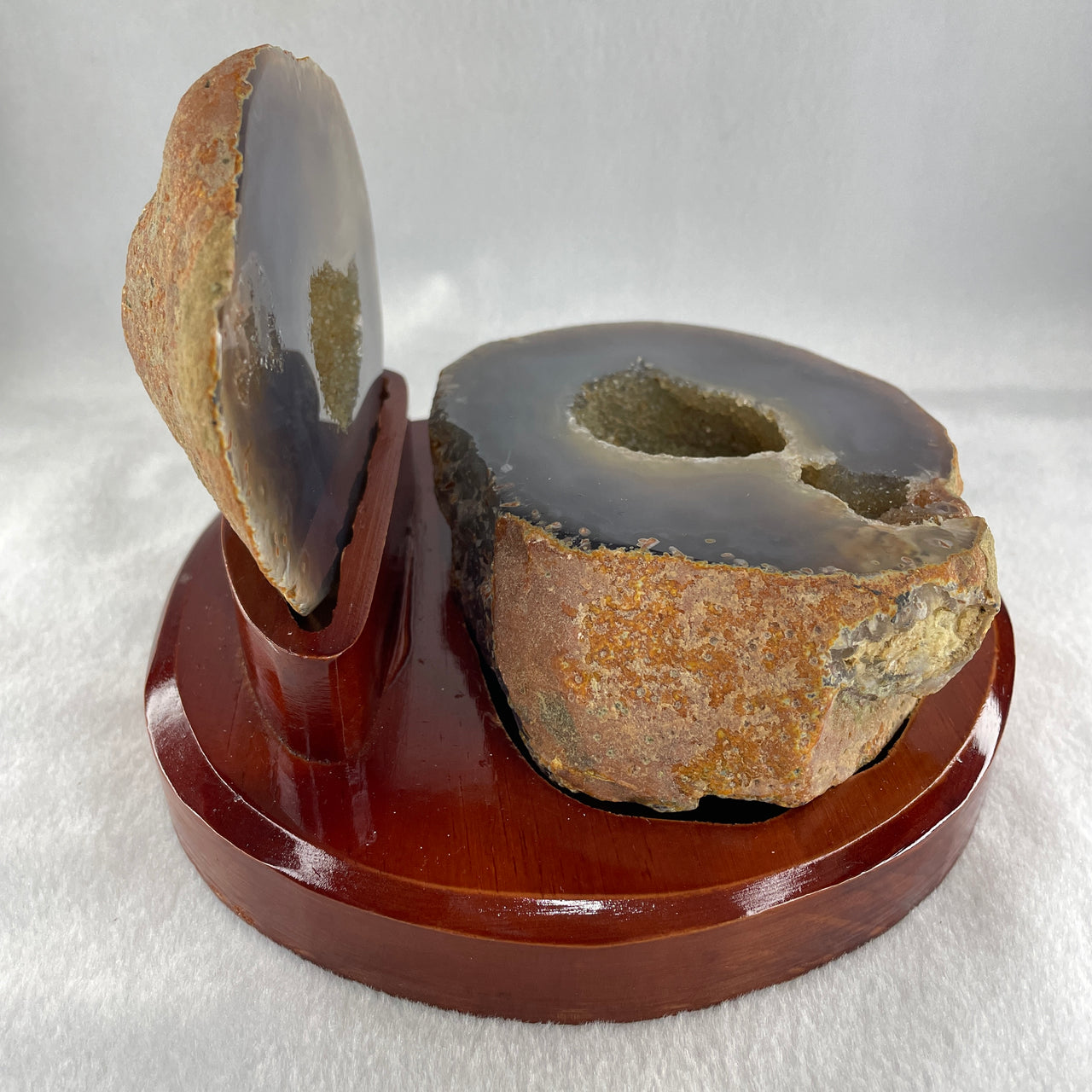 Natural Grey with Yellow Agate Wealth Pot with Wooden Stand 1178.3g 156.2 by 165.0 by 118.5mm - Huangs Jadeite and Jewelry Pte Ltd