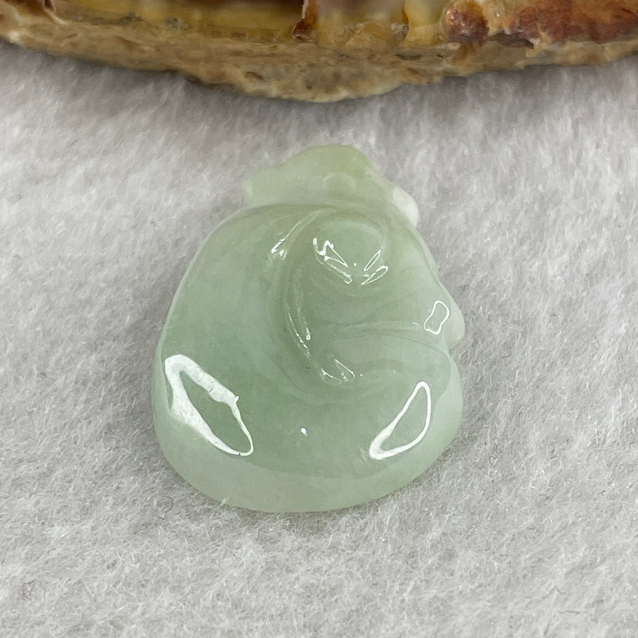Natural Type A Green Jadeite Ruyi Pendant Charm 4.73g 25.5 by 18.3 by 5.9mm - Huangs Jadeite and Jewelry Pte Ltd