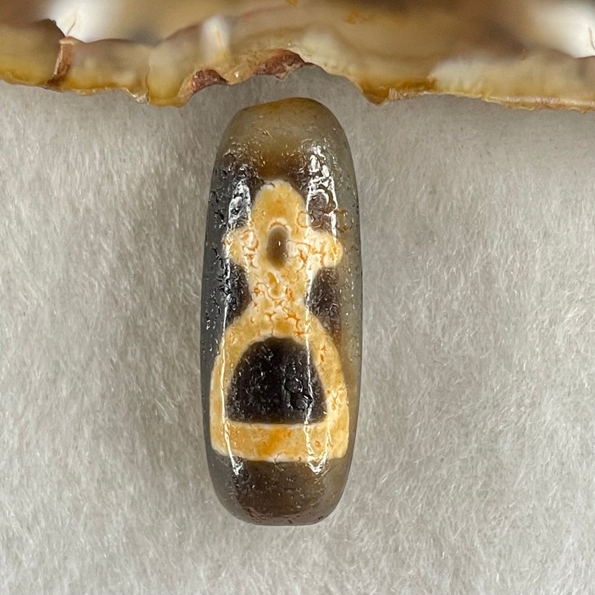 Natural Powerful Tibetan Old Oily Agate Double Cai Shen Dzi Bead Heavenly Master (Tian Zhu) 双财神长天珠 5.80g 29.3 by 11.2mm - Huangs Jadeite and Jewelry Pte Ltd