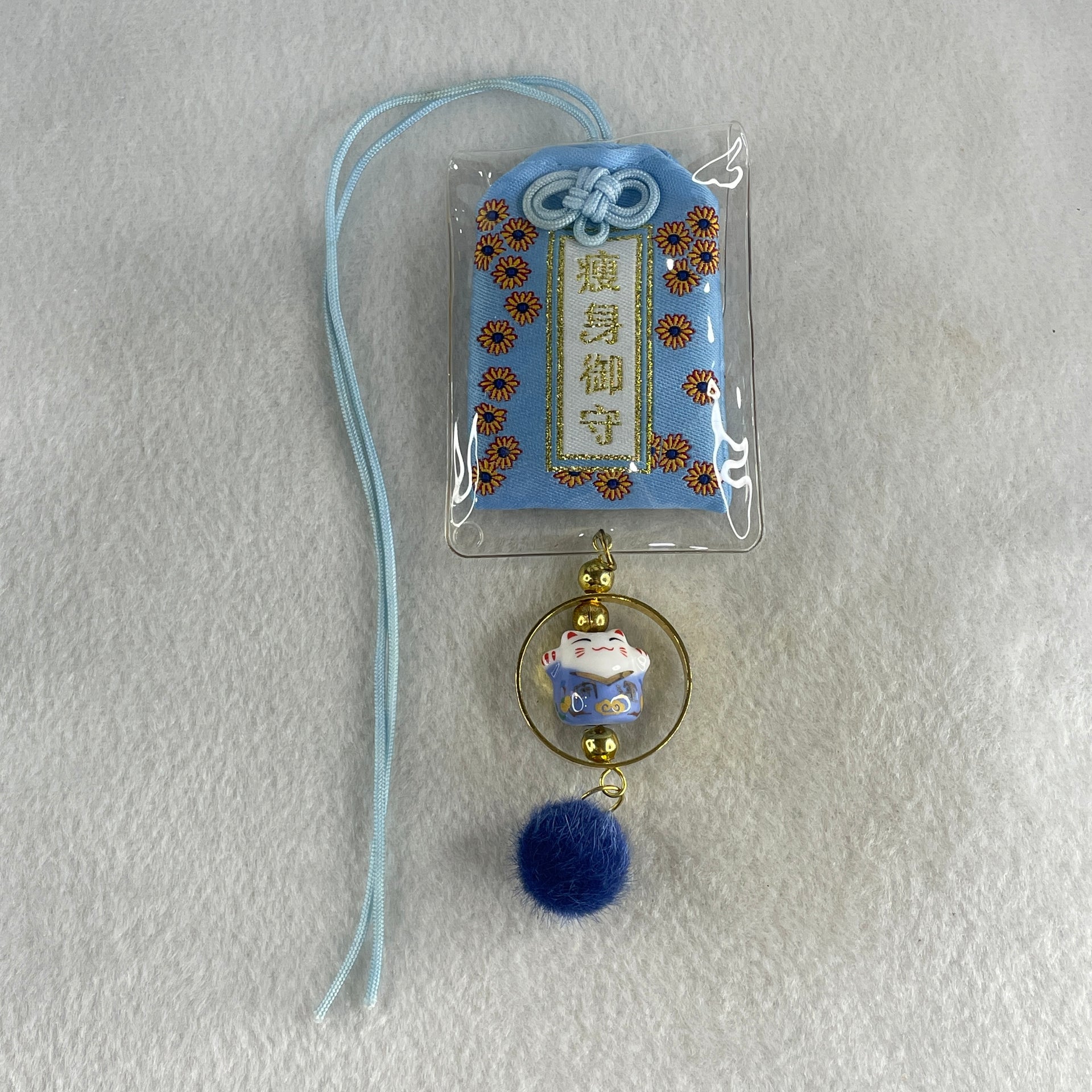 Porcelain Blue Fortune Cat Fat Burning Charm 13.87g 15.2 by 17.3 by 14.5mm - Huangs Jadeite and Jewelry Pte Ltd