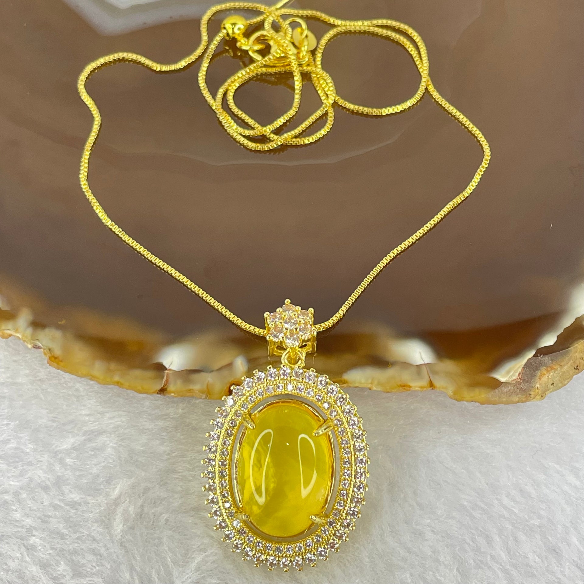Natural Yellow with Butterscotch Amber with Crystals in Gold Color Necklace 7.28g 17.0 by 12.4 by 7.0mm - Huangs Jadeite and Jewelry Pte Ltd