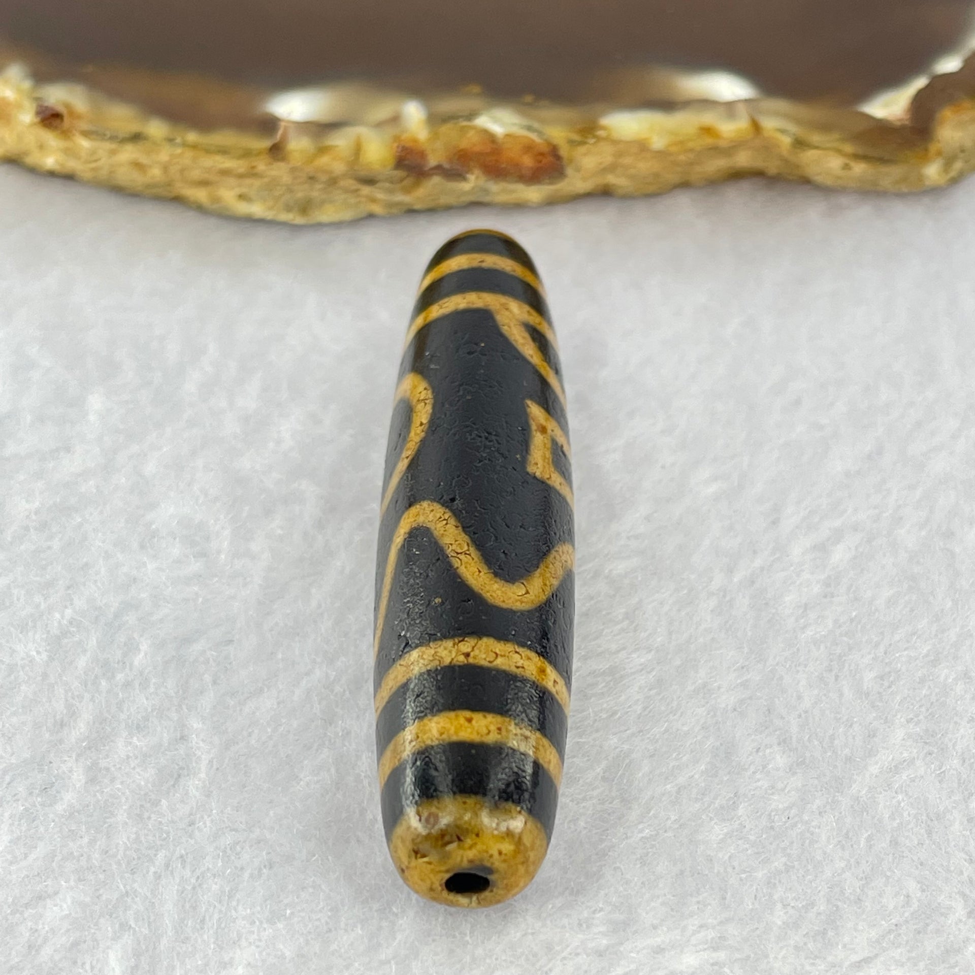 Natural Powerful Tibetan Agate 1 Eye Sky Door Long Dzi Bead Heavenly Master (Tian Zhu) 一眼天诛 14.22g 57.5 by 12.7mm - Huangs Jadeite and Jewelry Pte Ltd