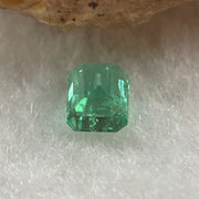 Natural Colombia Vivid Green Emerald (Beryl) Cut-Cornered Rectangular Step cut 0.47ct 4.8 by 4.1 by 3.1mm - Huangs Jadeite and Jewelry Pte Ltd
