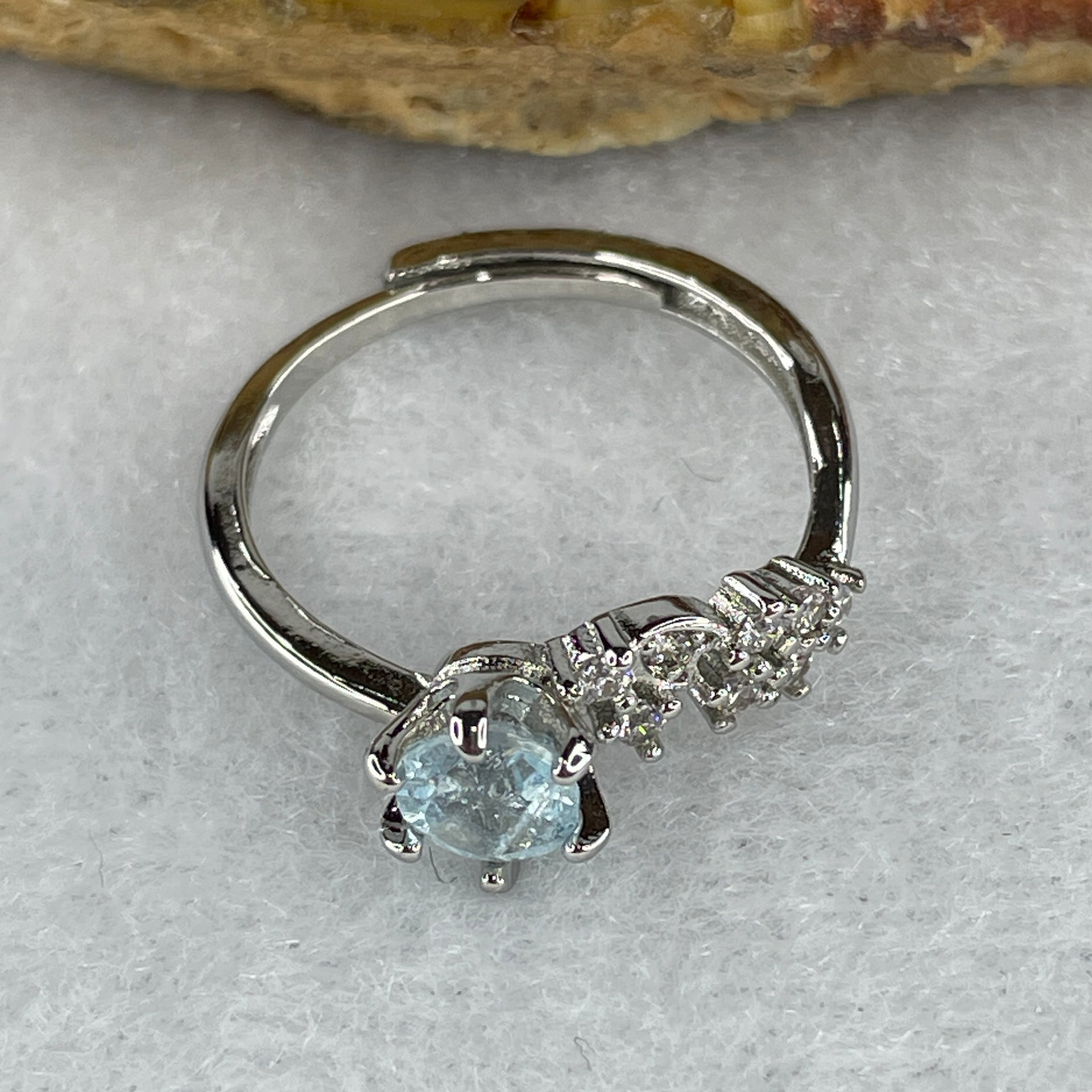 Natural Blue Aquamarine Ring 1.82g 4.6 by 3.5mm (Adjustable Size) - Huangs Jadeite and Jewelry Pte Ltd