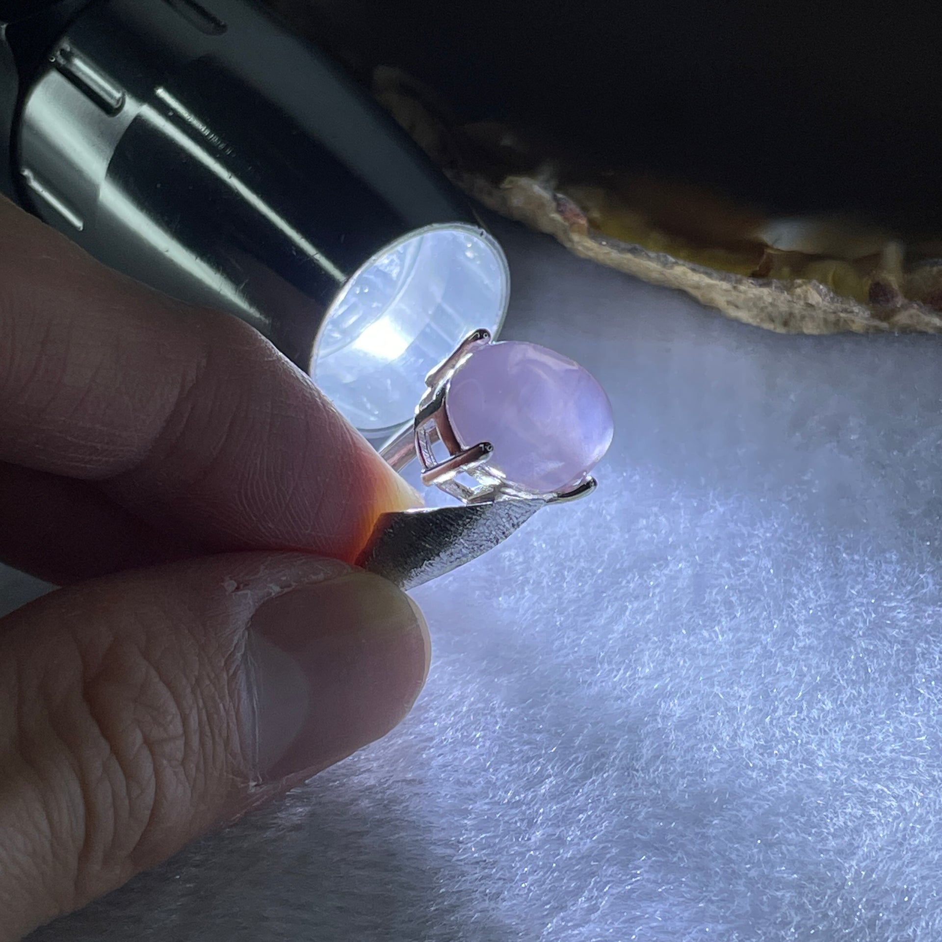 Good Grade Natural Rose Quartz Ring in S925 Sliver 5.36g 13.2 by 10.0 by 7.5mm (Adjustable Size) - Huangs Jadeite and Jewelry Pte Ltd