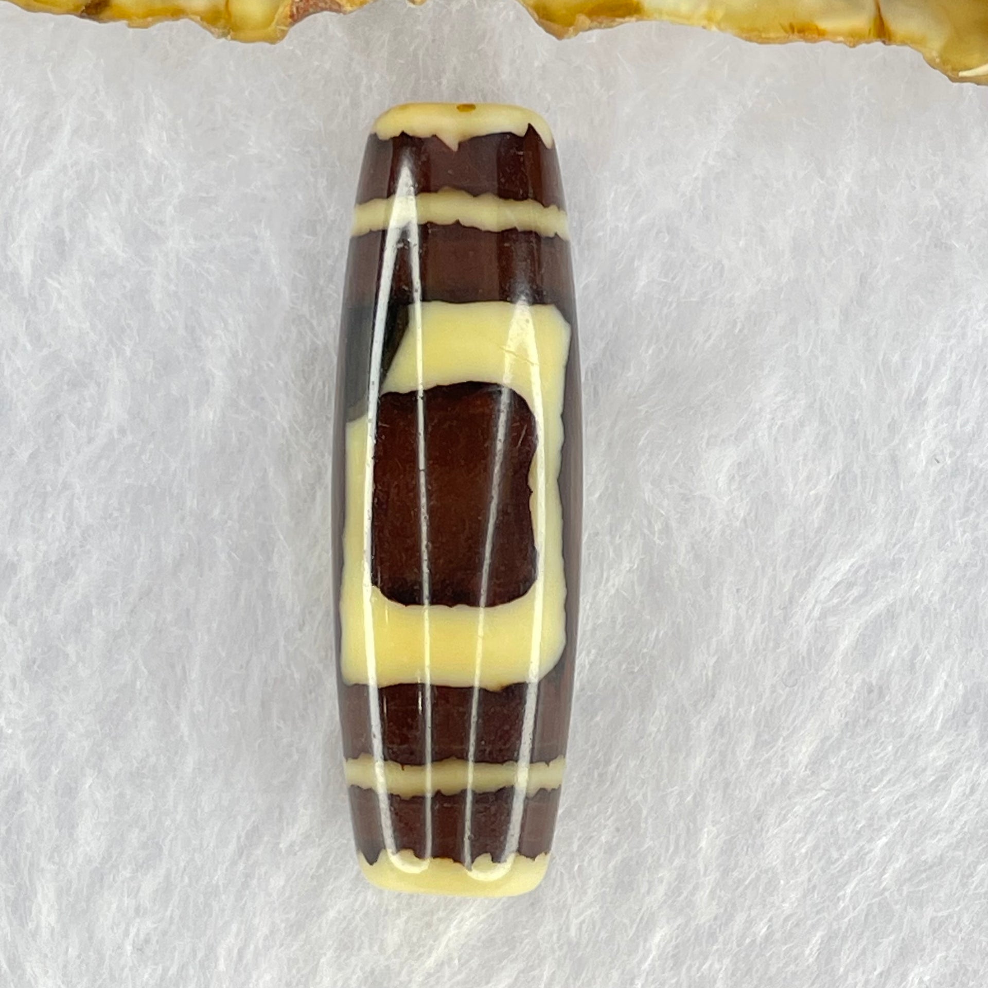 Natural Powerful Tibetan Old Oily Agate Sky Door Serenity 1 Eye Dzi Bead Heavenly Master (Tian Zhu) 一眼天诛 8.49g 37.5 by 12.1mm - Huangs Jadeite and Jewelry Pte Ltd