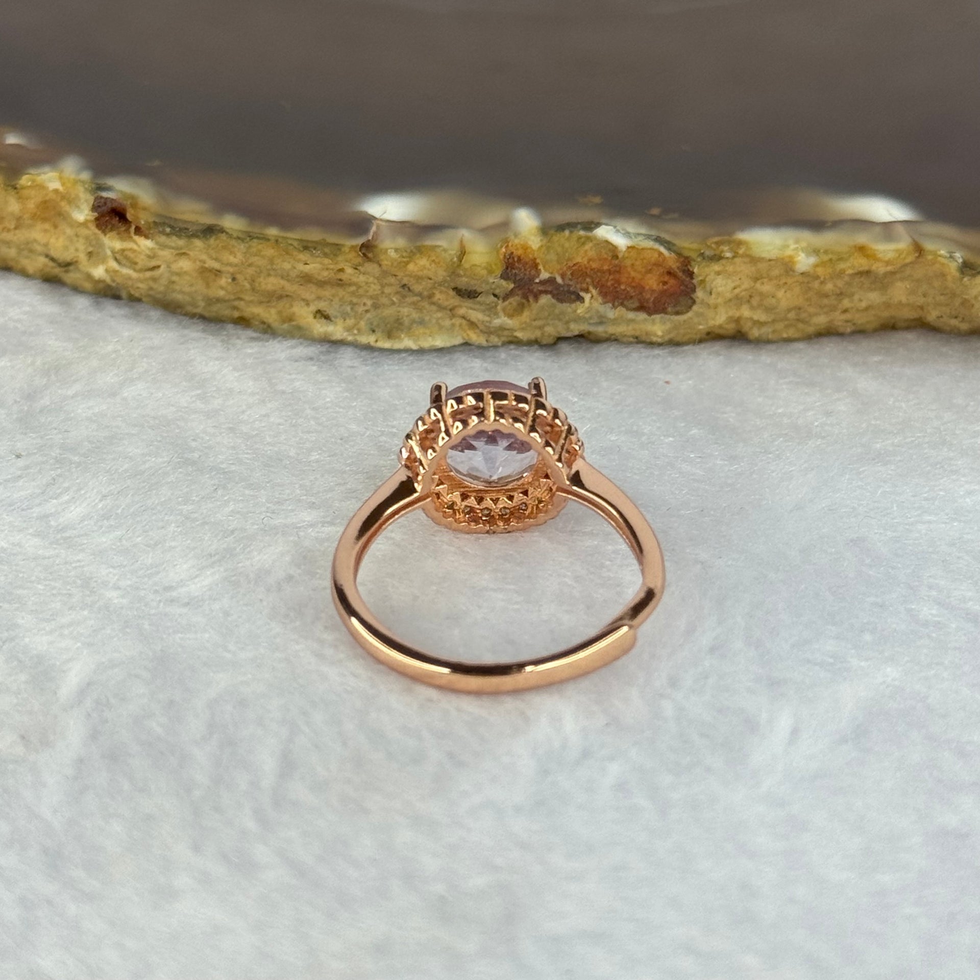 Natural Morganite in 925 Sliver in Rose Gold Colour Ring (Adjustable Size) 2.37g 7.9 by 6.0mm - Huangs Jadeite and Jewelry Pte Ltd