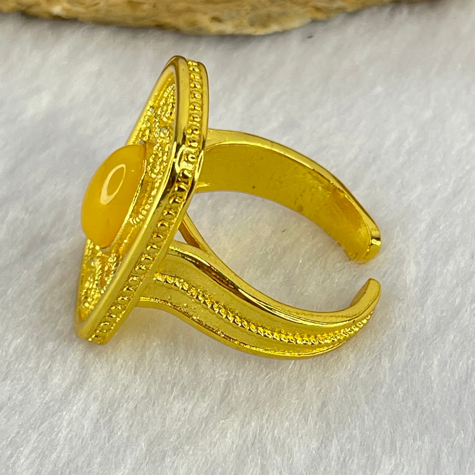 Natural Butterscotch Amber in  Sliver Gold Color Ring (Adjustable Size) 7.49g 10.1 by 6.7 by 3.5mm - Huangs Jadeite and Jewelry Pte Ltd