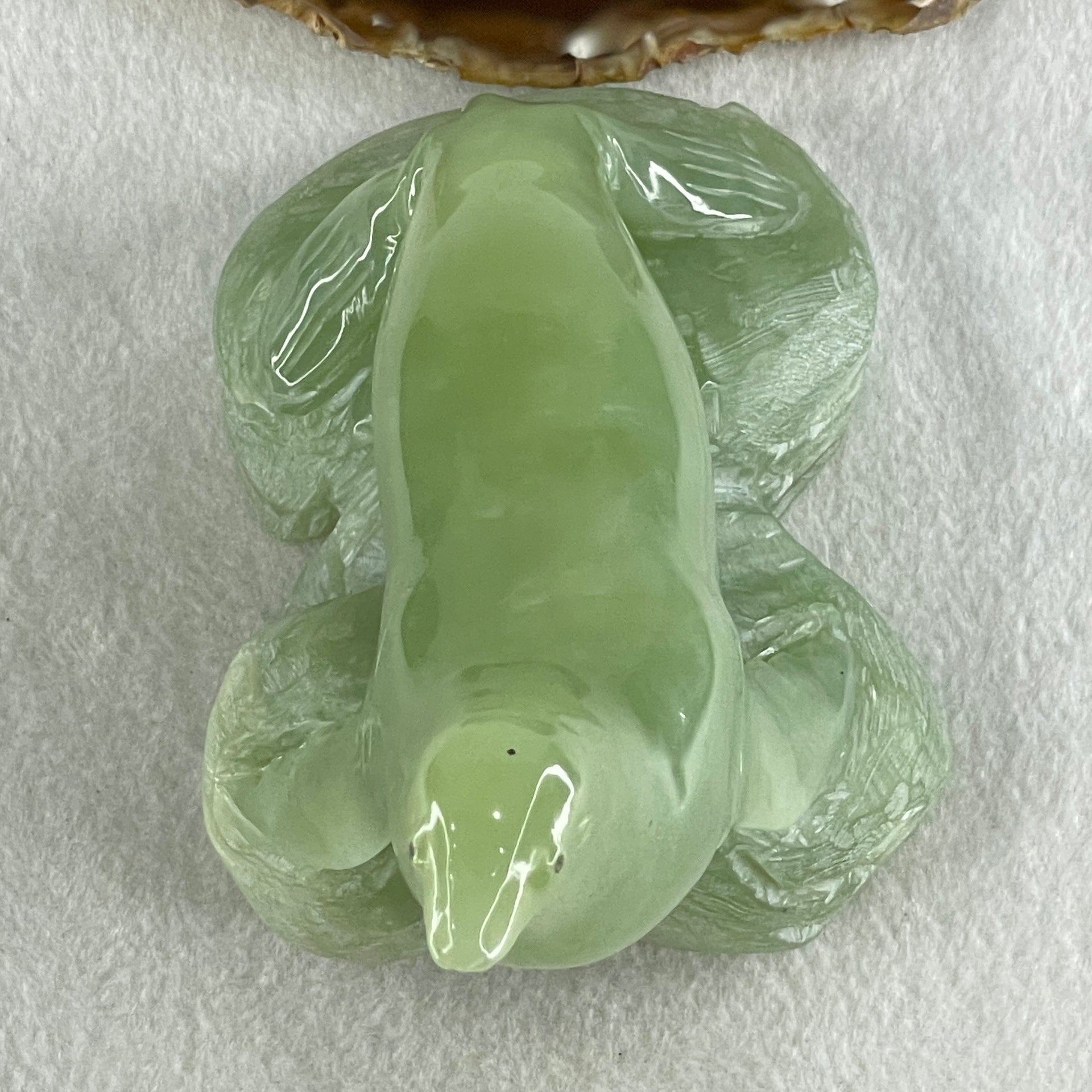Natural Green Serpentine Seal Display 1,061.1g 132.0 by 88.0 by 123.0mm - Huangs Jadeite and Jewelry Pte Ltd