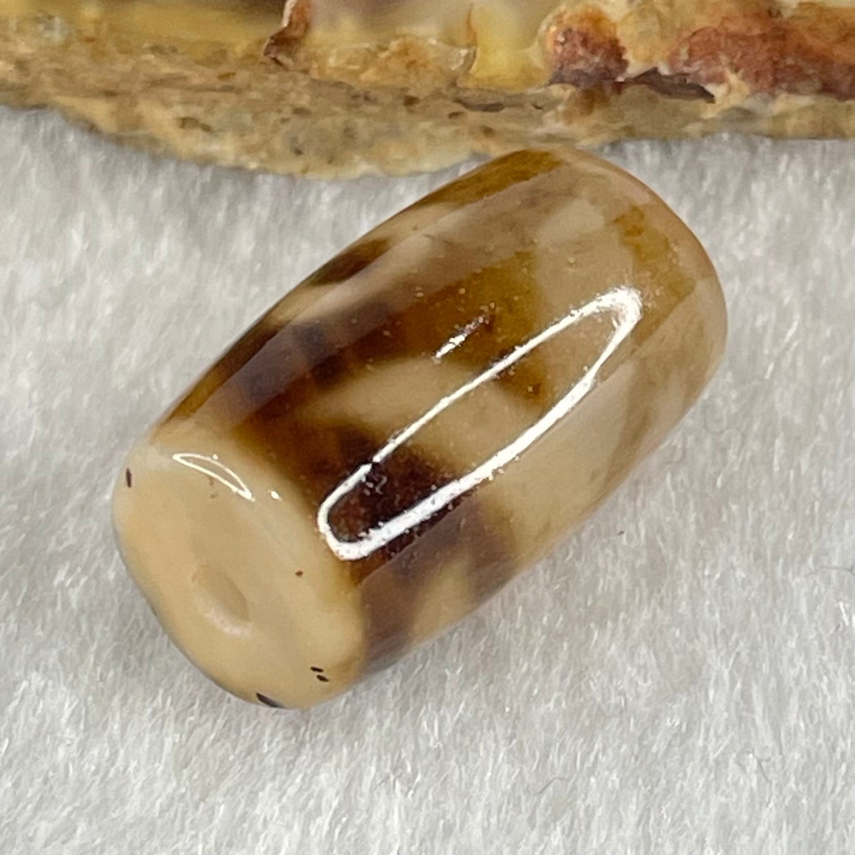 Natural Powerful Tibetan Old Oily Agate Patina Guiren Tairen Human Dzi Bead Totem Amulet Heavenly Master (Tian Zhu) 贵人天诛 4.73g 20.1 by 11.6mm - Huangs Jadeite and Jewelry Pte Ltd