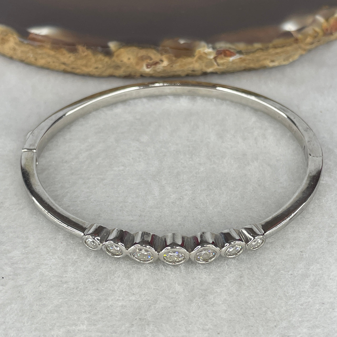 Genuine Moissanite S925 Bangle 13.79g - 56.0mm Diameter - 0.1ct-0.3ct D VVS1 Excellent Cut - Hinged Silver Bracelet with GRA Certificate