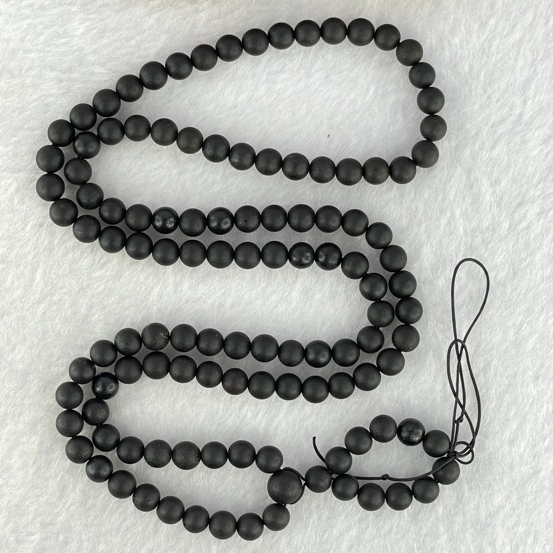 Natural Dark Matt Black Amber Beads Necklace 天然大黑天翁琥珀项链 11.40g 58cm 5.7mm 108 Beads - Huangs Jadeite and Jewelry Pte Ltd