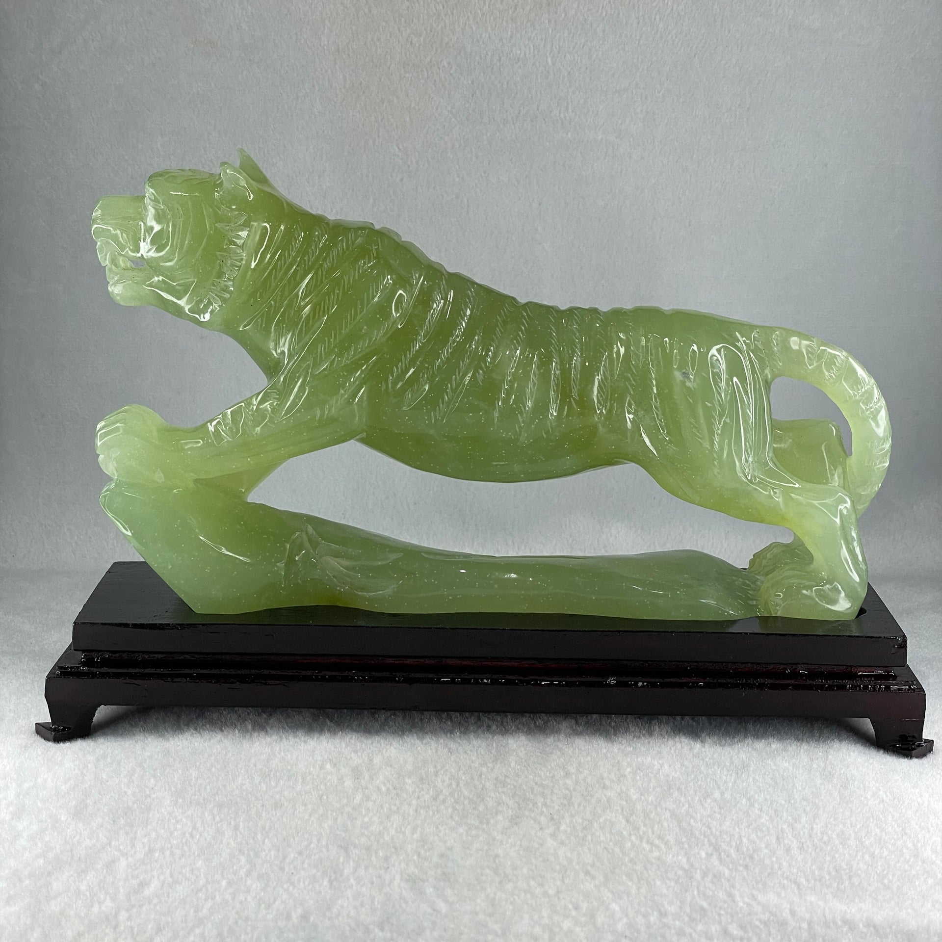 Natural Green Serpentine Tiger with Wooden Stand Display 1711.3g 255.0 by 90.0 by 160.0mm - Huangs Jadeite and Jewelry Pte Ltd