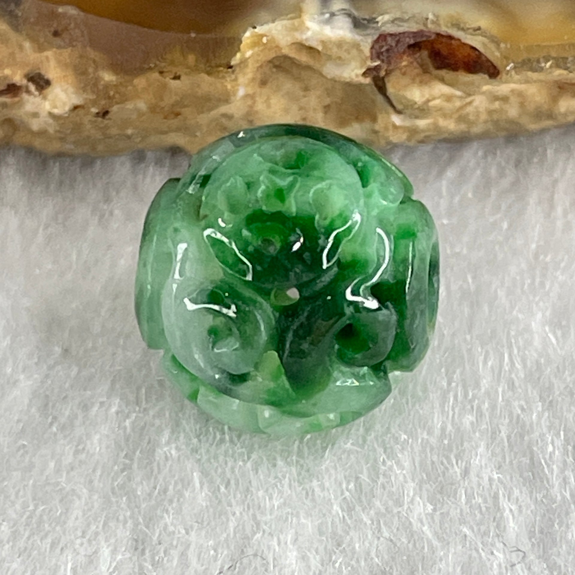 Natural Type A Lao Keng Old Mine Green with Light Green Jadeite Flora Carving Bead Charm 1.44g 11.4mm - Huangs Jadeite and Jewelry Pte Ltd