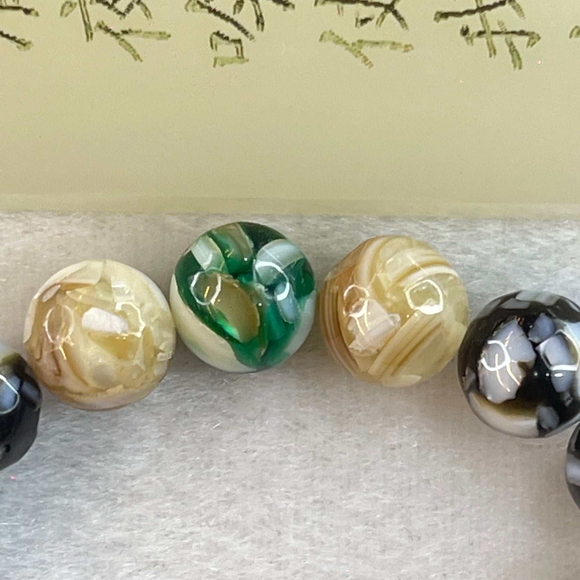 Muti Color Glass Beads Bracelet 21.04g 15.5cm 10.5mm 18 Beads - Huangs Jadeite and Jewelry Pte Ltd