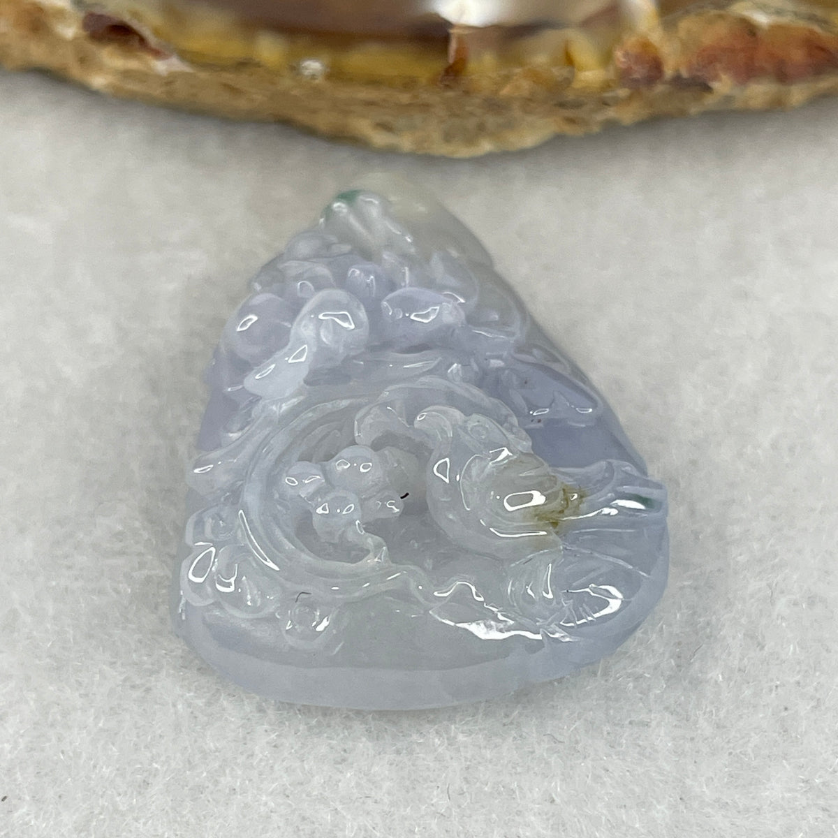 Natural Type A Jelly Lavender Jadeite Flower with Bird Pendant | Crown Chakra Elevation & Divine Tranquility (11.78g | 33.1x23.6x11.8mm)