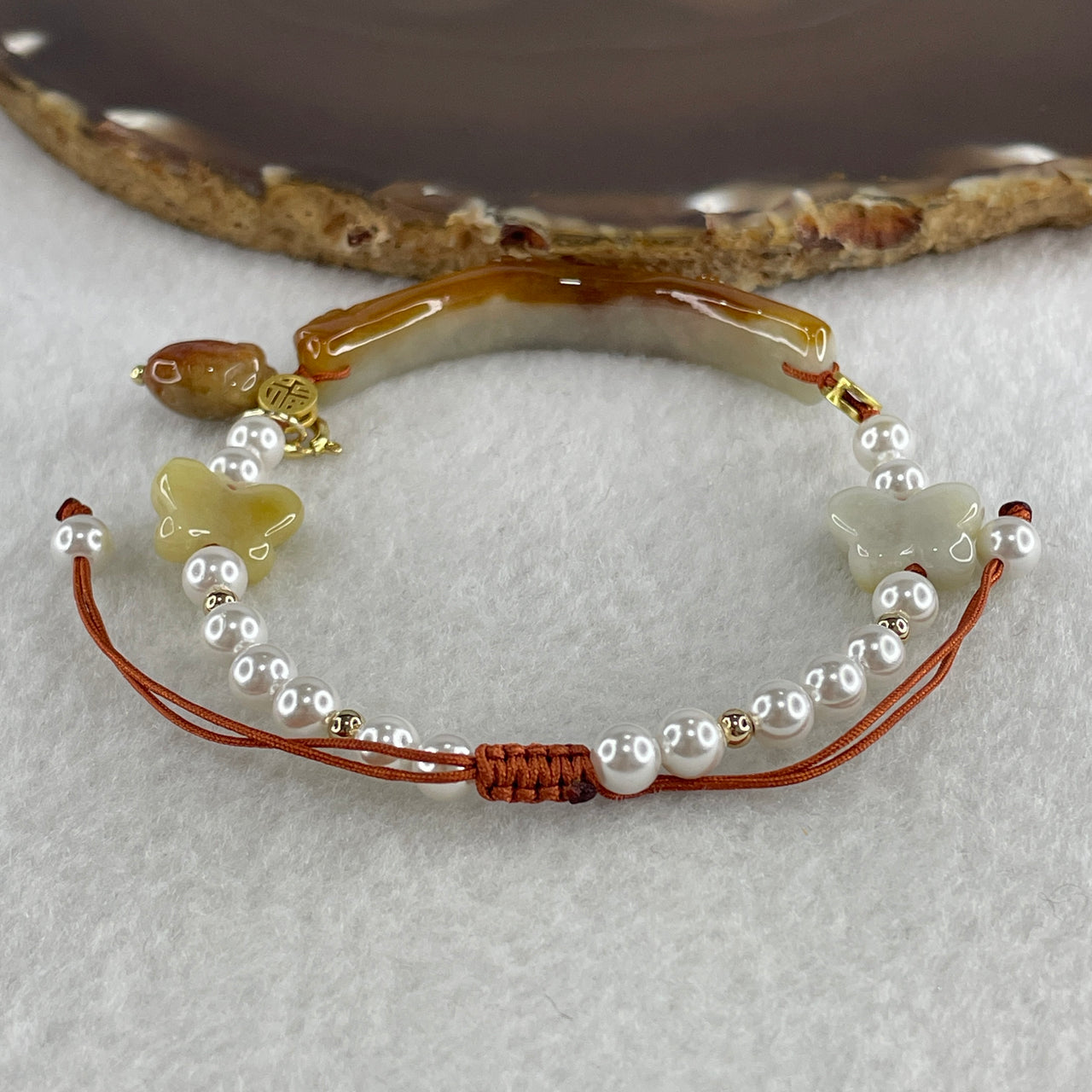 Natural Type A Brownish with Green Jadeite Flowers with Strawberry and Butterfly Charms Bracelet 14.88g 16cm 8.3 by 6.2mm