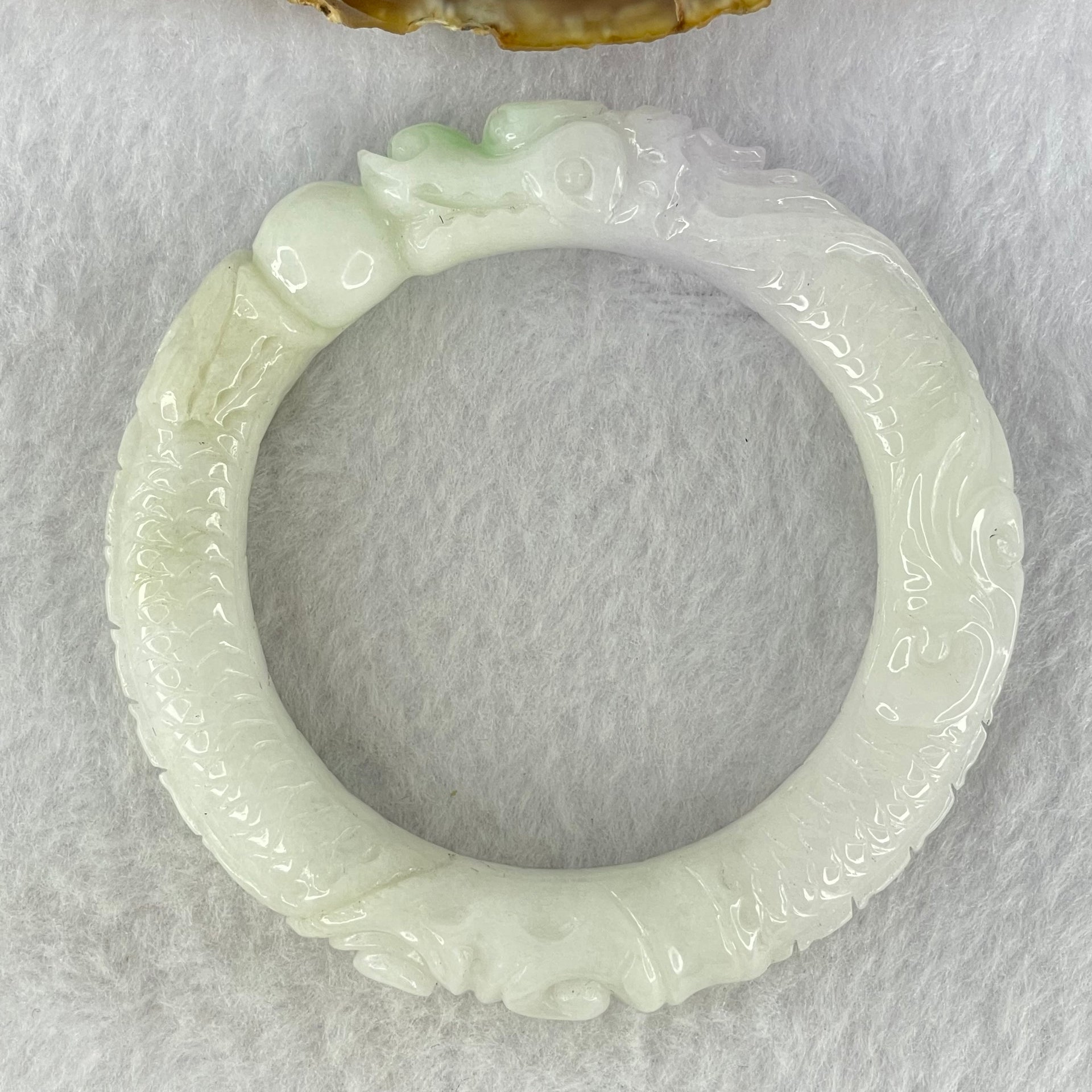 Type A Faint Green Lavender Jadeite Carved Ruyi Bangle Internal Diameter 56.0mm 86.81g 18.0 by 9.5mm (Internal Lines) - Huangs Jadeite and Jewelry Pte Ltd