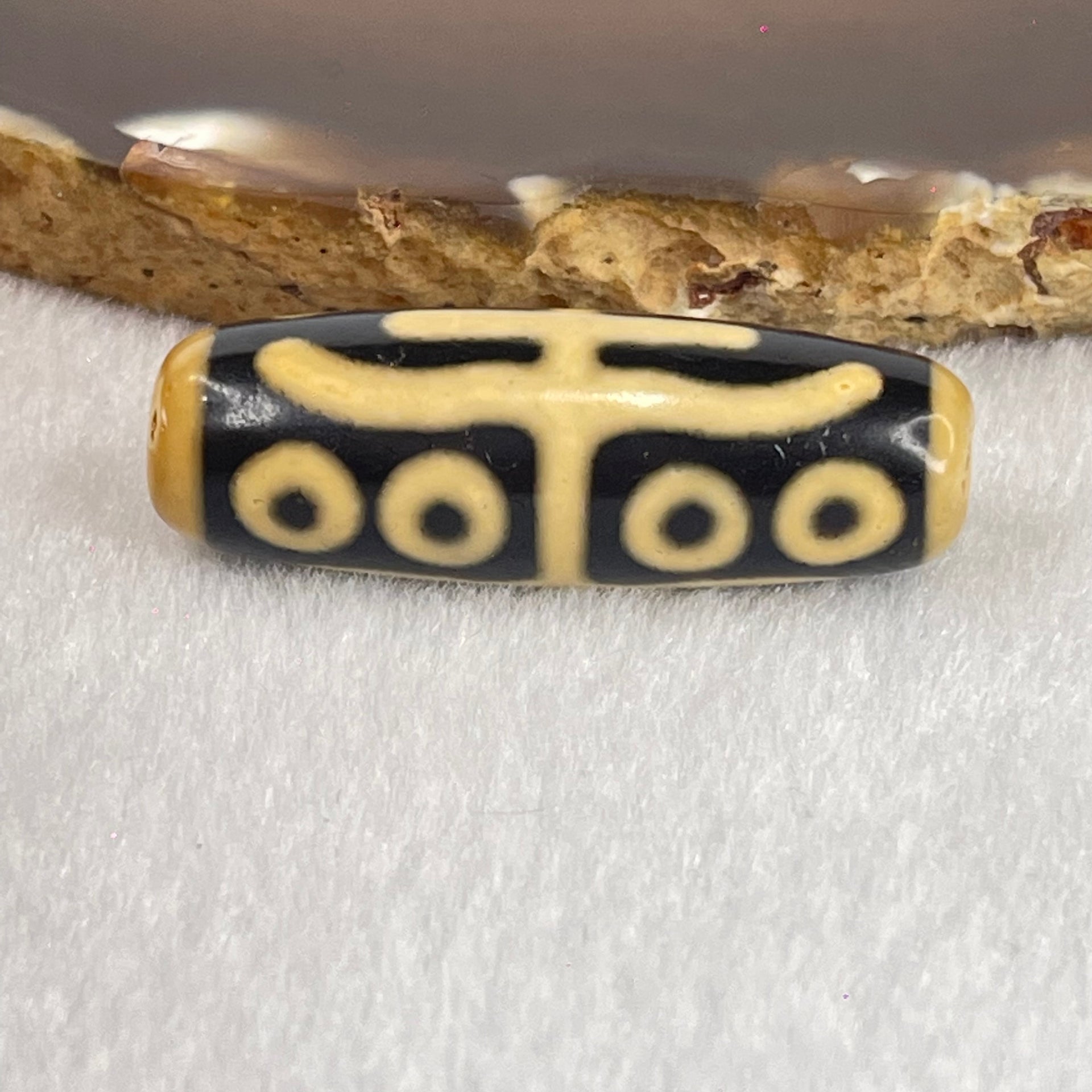 Natural Powerful Tibetan Old Oily Agate Water Lines 8 Eyes Dzi Bead Heavenly Master (Tian Zhu) 水纹八眼天诛 9.97g 37.9 by 13.0mm - Huangs Jadeite and Jewelry Pte Ltd