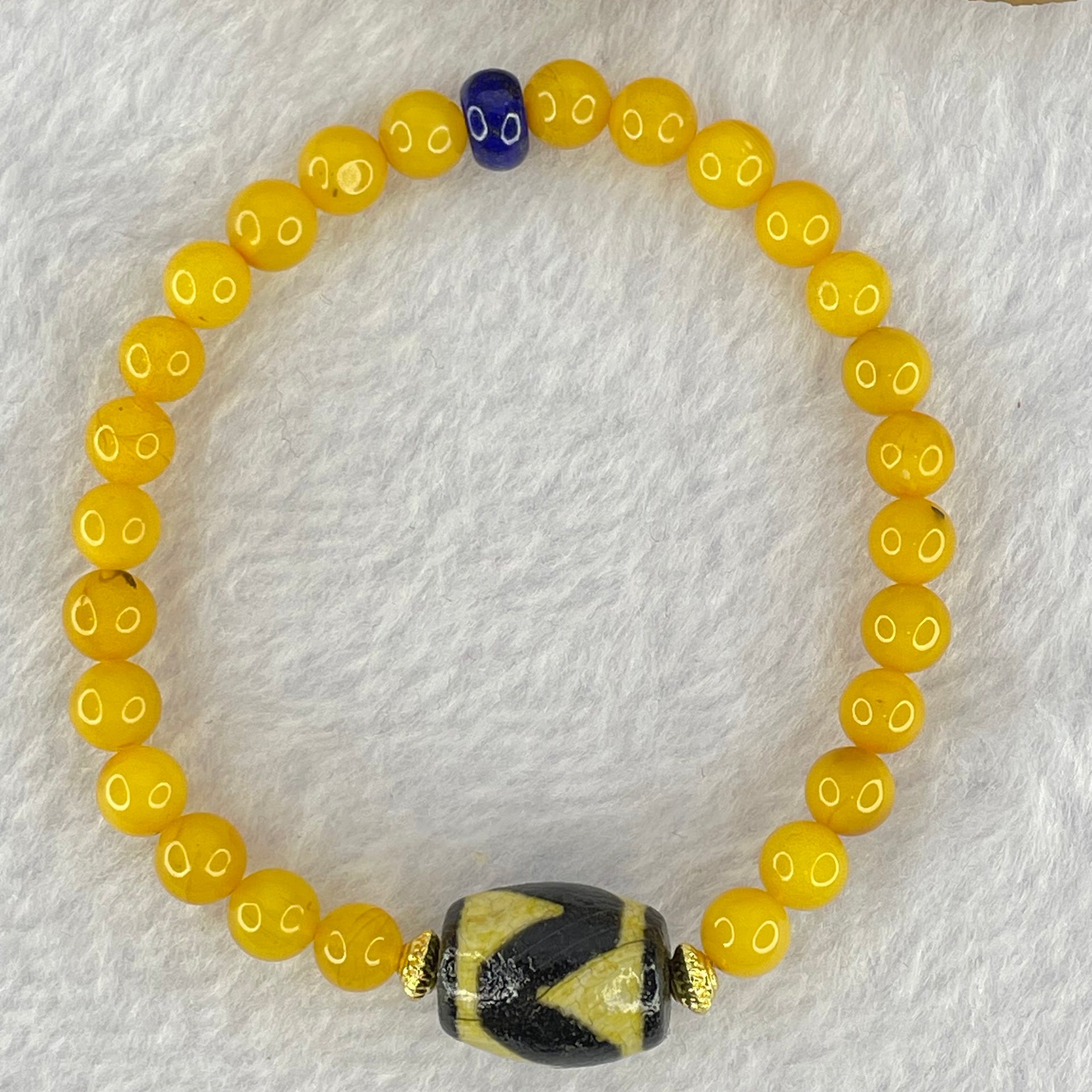 Natural Butterscotch Amber Beads with Rare Tibetan Old Antique Oily Agate Tiger Tooth Daluo Dzi Bead 8.08g 16cm 15.7 by 12.3mm 26 Beads 6.5mm - Huangs Jadeite and Jewelry Pte Ltd