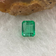 Natural Colombia Green Emerald (Beryl) Cut-Cornered Rectangular step cut 0.53ct 5.2 by 4.4 by 3.0mm - Huangs Jadeite and Jewelry Pte Ltd