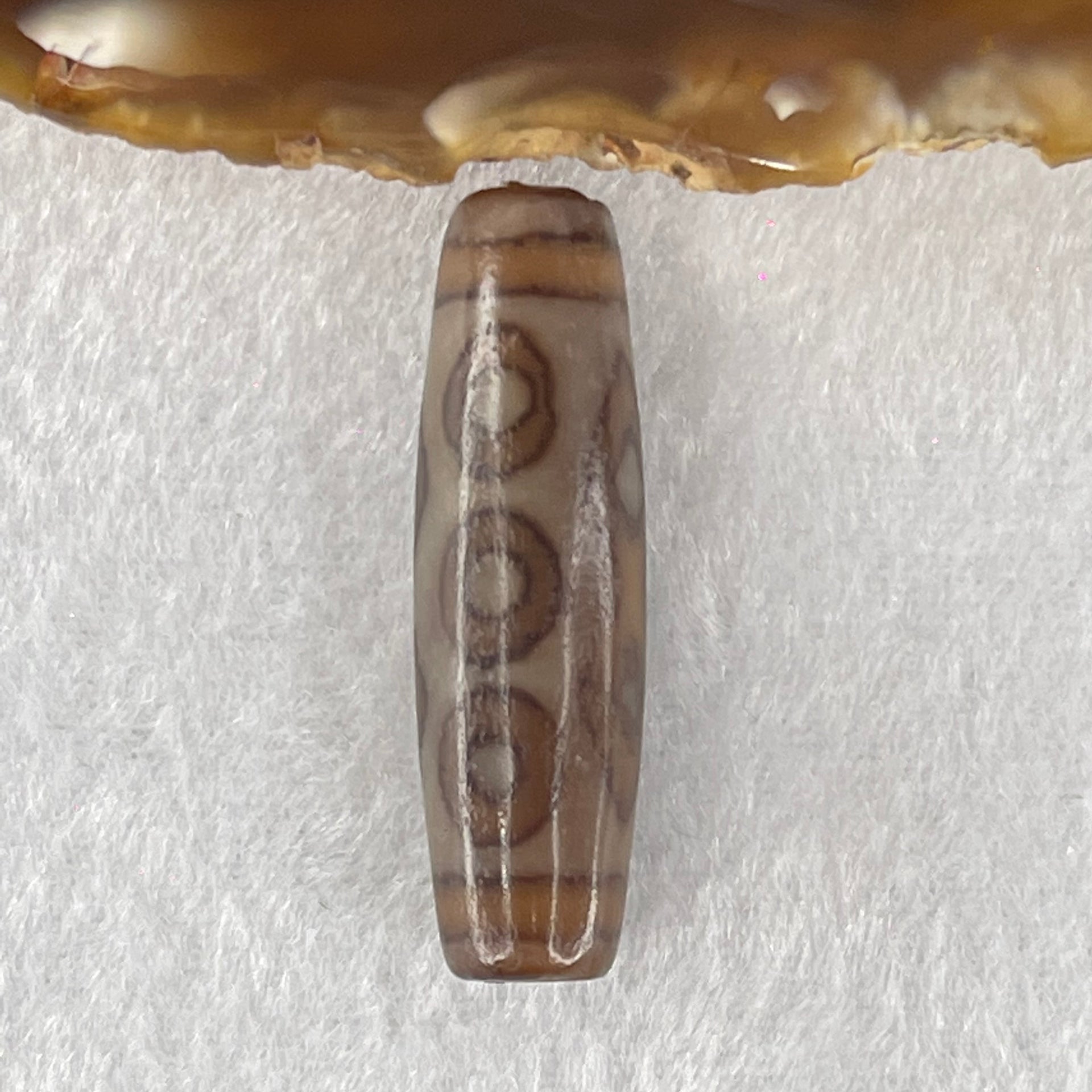 Natural Powerful Tibetan Old Oily Agate 6 Eye with 4 Eye Vajra Dzi Bead Heavenly Master (Tian Zhu) 六眼加四眼金刚杵天诛 8.10g 39.1 by 11.3mm - Huangs Jadeite and Jewelry Pte Ltd