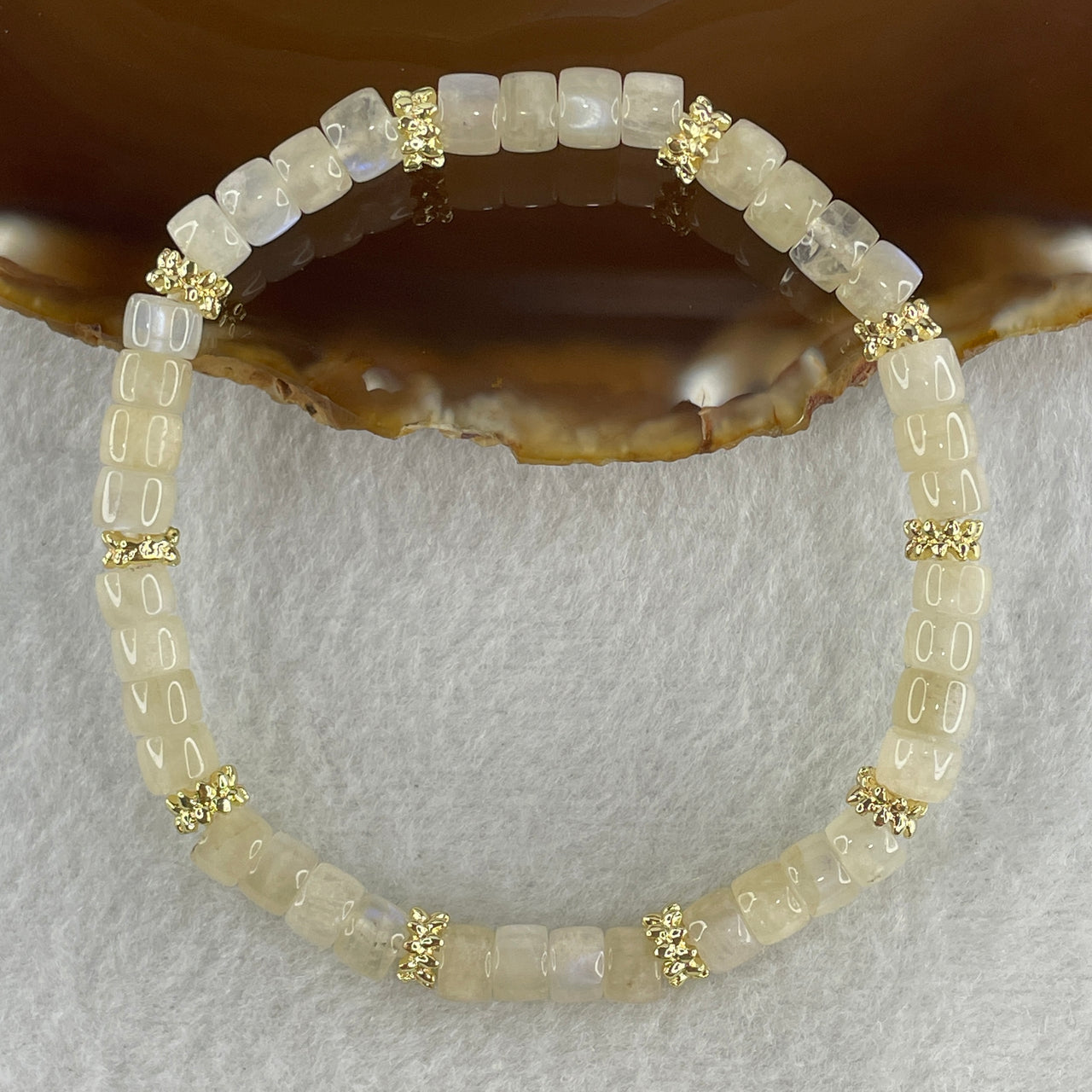 Natural Rainbow Moonstone Donuts Bracelet with Charm 15.65g 18.5cm 6.4mm 39Beads