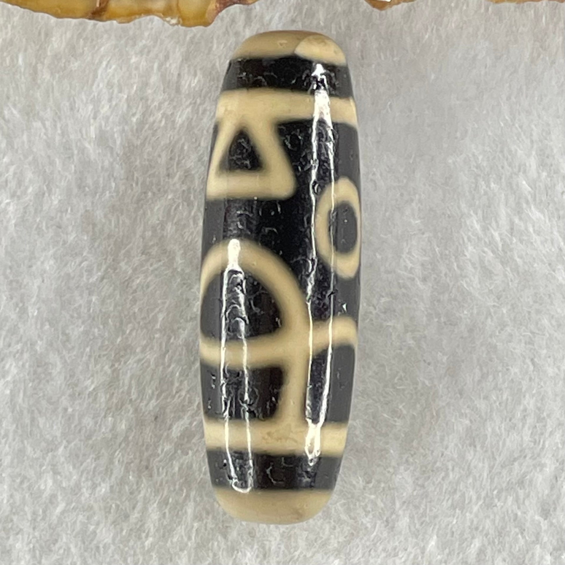Natural Powerful Tibetan Old Oily Agate Huan Xi Fo Dzi Bead Heavenly Master (Tian Zhu) 歡喜佛天珠 9.16g 38.0 by 12.3mm - Huangs Jadeite and Jewelry Pte Ltd