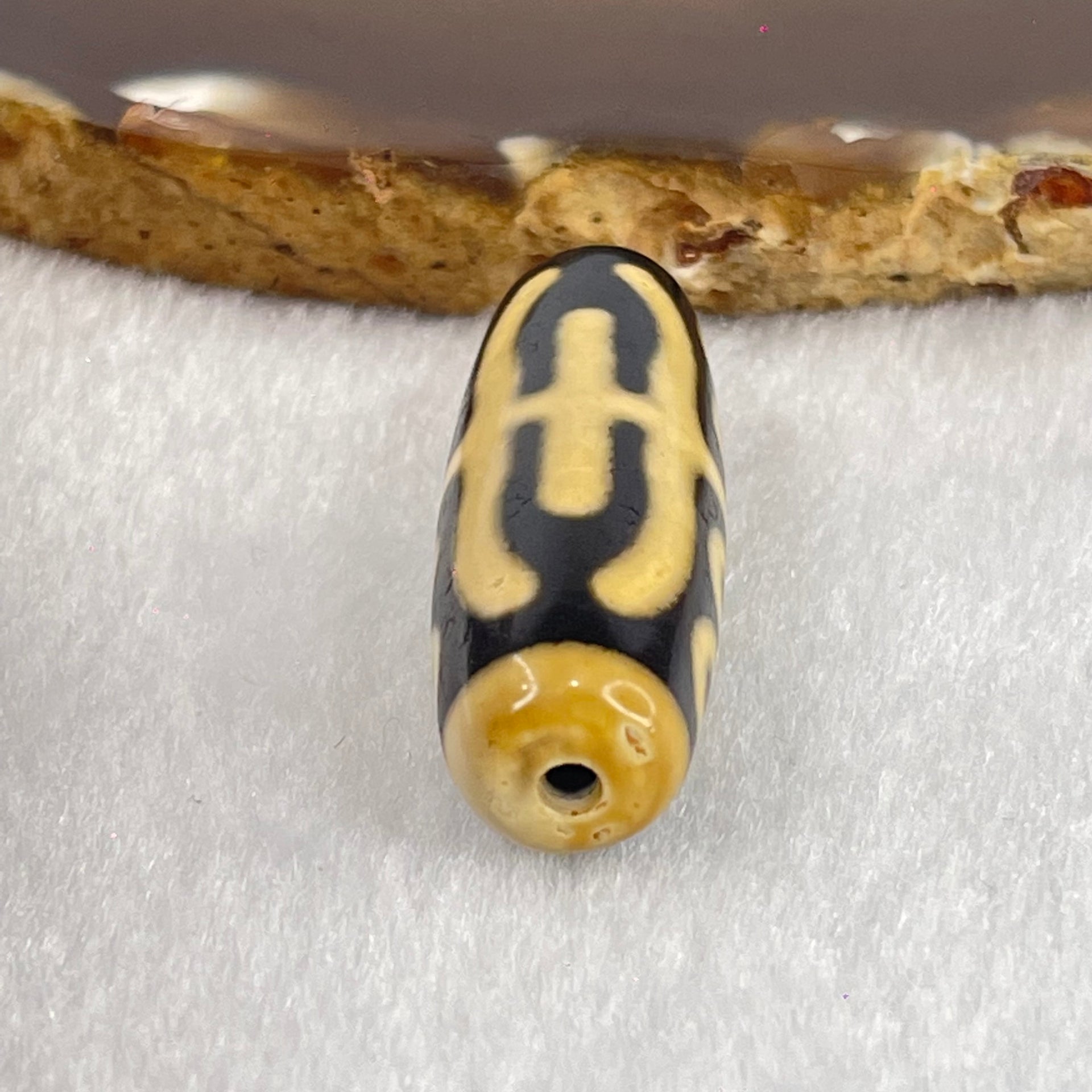 Natural Powerful Tibetan Old Oily Agate Water Lines 8 Eyes Dzi Bead Heavenly Master (Tian Zhu) 水纹八眼天诛 9.97g 37.9 by 13.0mm - Huangs Jadeite and Jewelry Pte Ltd