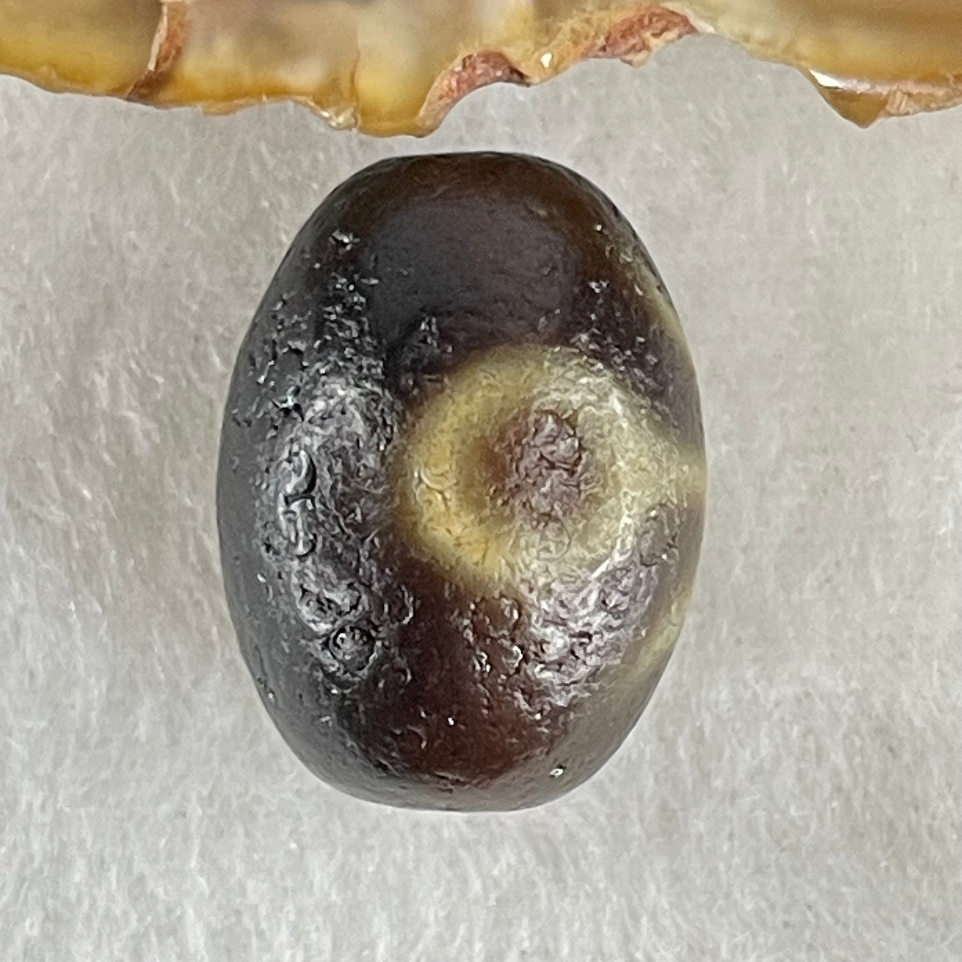 Natural Powerful Tibetan Old Oily Agate Patina Guiren Tairen Human Dzi Bead Totem Amulet Heavenly Master (Tian Zhu) 贵人天诛 6.09g 19.7 by 15.0mm - Huangs Jadeite and Jewelry Pte Ltd