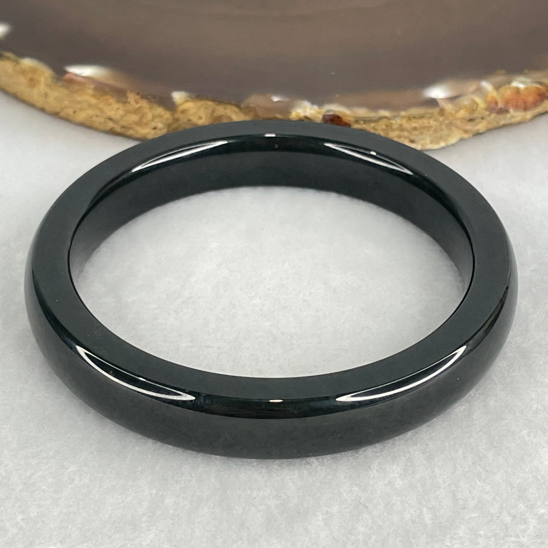 Natural Dark Green Nephrite Bangle Internal Diameter 55.3mm 39.59g 10.0 by 7.6mm (Close to Perfect) - Huangs Jadeite and Jewelry Pte Ltd
