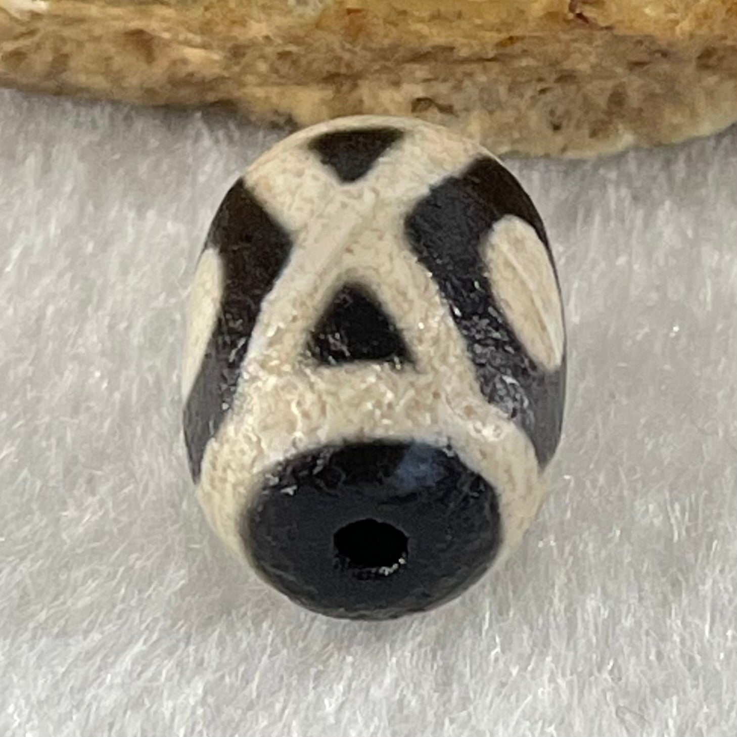 Natural Powerful Tibetan Old Oily Agate Jin Gang 3 Eyes Dzi Bead Heavenly Master (Tian Zhu) 金刚三眼天诛 2.20g 13.8 by 10.0mm - Huangs Jadeite and Jewelry Pte Ltd