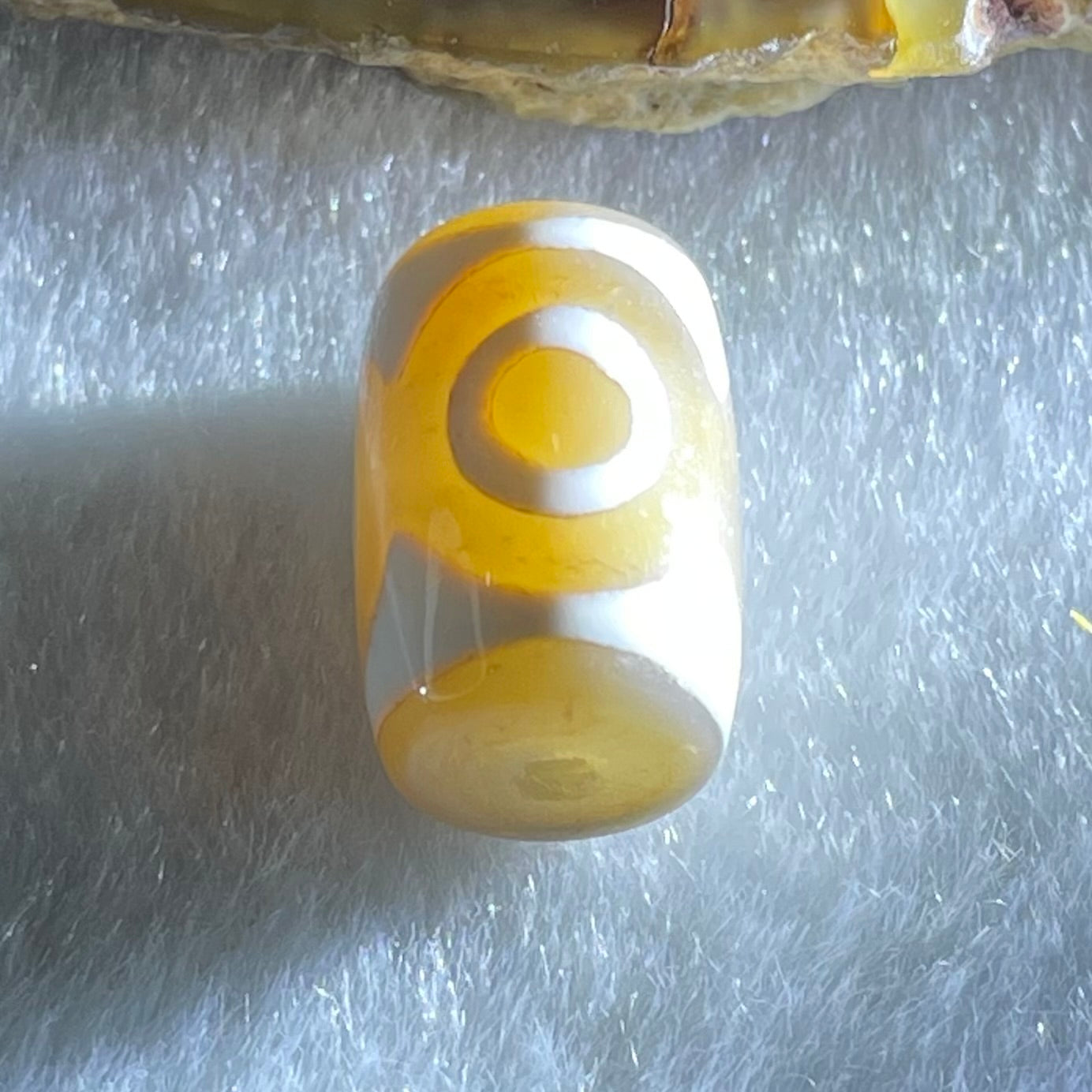 Natural Powerful Tibetan Old Oily Dark Brown With White Agate 3 Eyes Dzi Bead Heavenly Master (Tian Zhu) 三眼天诛 3.10g 15.6 by 10.6mm - Huangs Jadeite and Jewelry Pte Ltd