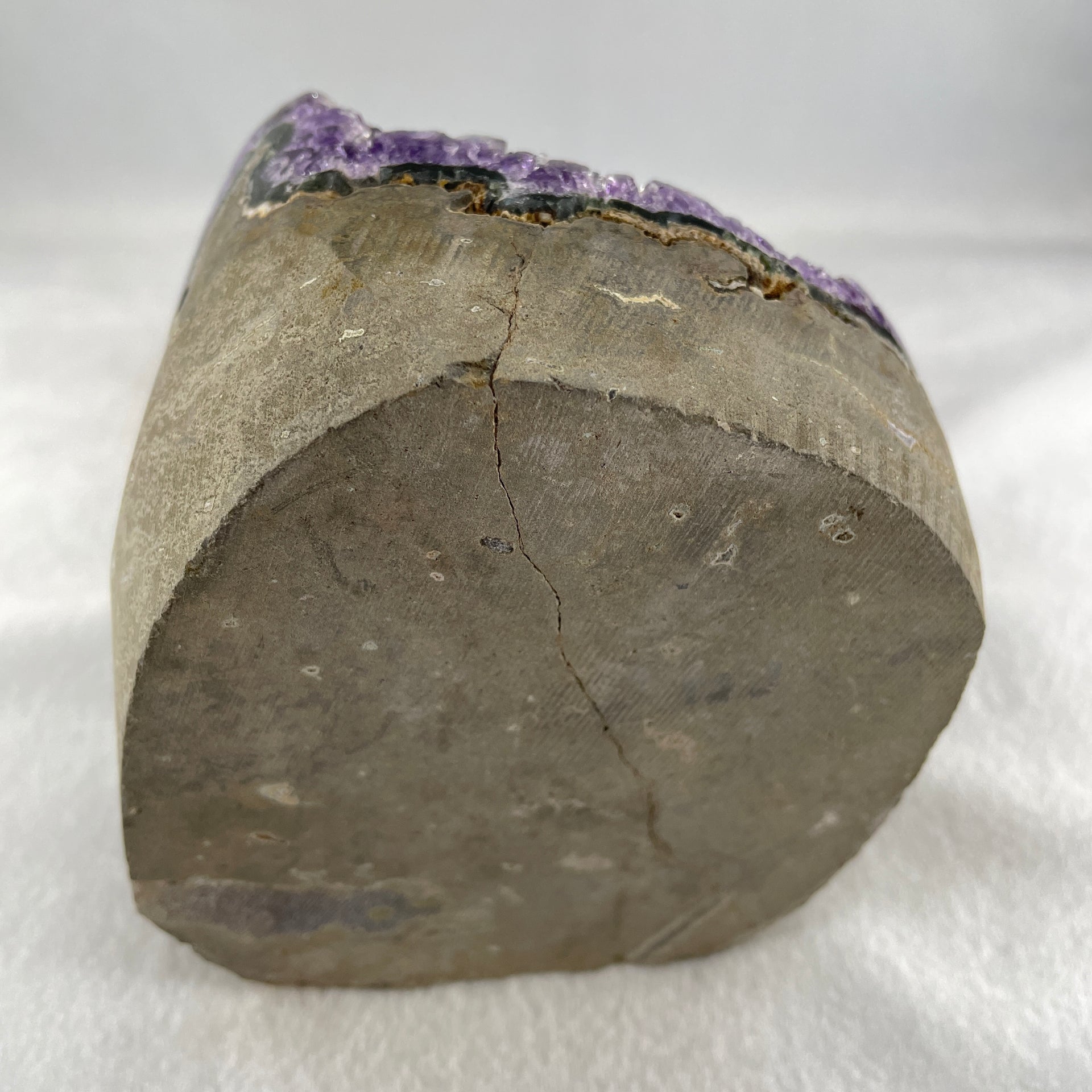 Natural Amethyst Rough Rectangular Shaped Display 1650.5g 100.0 by 104.5 by 126.0mm - Huangs Jadeite and Jewelry Pte Ltd