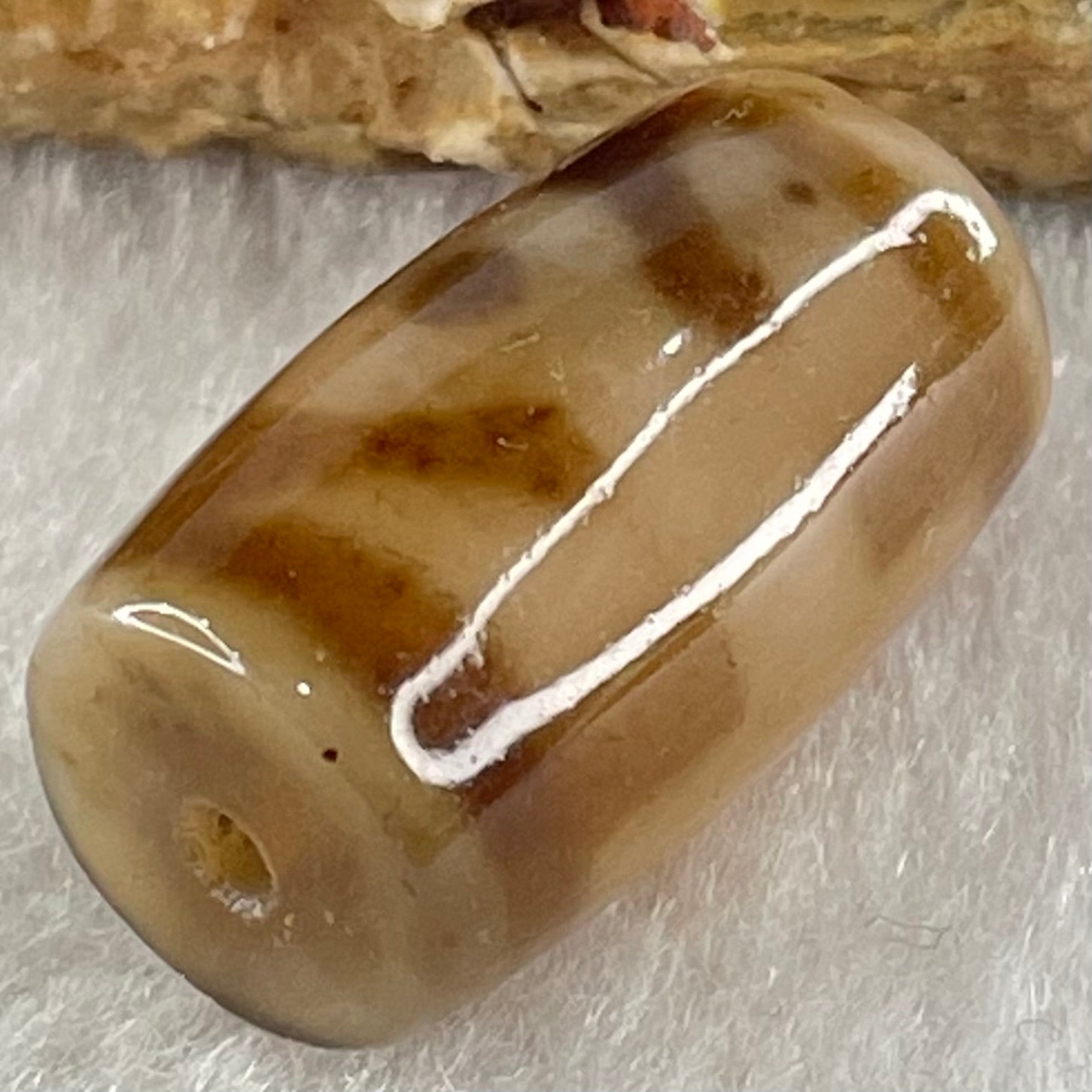 Natural Powerful Tibetan Old Oily Agate Patina Guiren Tairen Human Dzi Bead Totem Amulet Heavenly Master (Tian Zhu) 贵人天诛 4.98g 20.0 by 11.9mm - Huangs Jadeite and Jewelry Pte Ltd